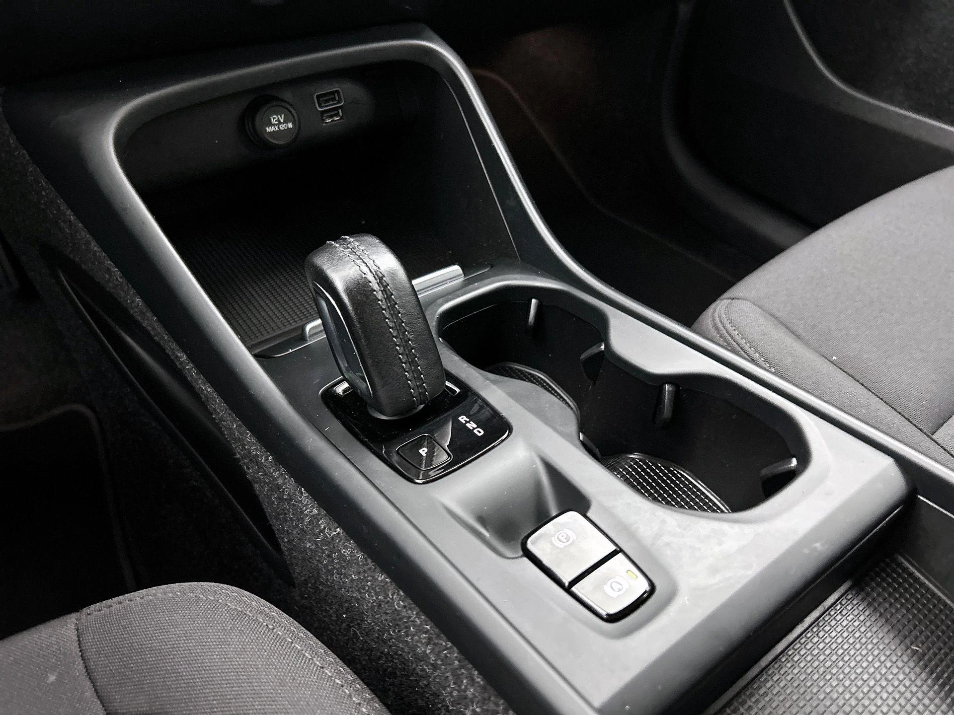 Volvo-XC40-image-32