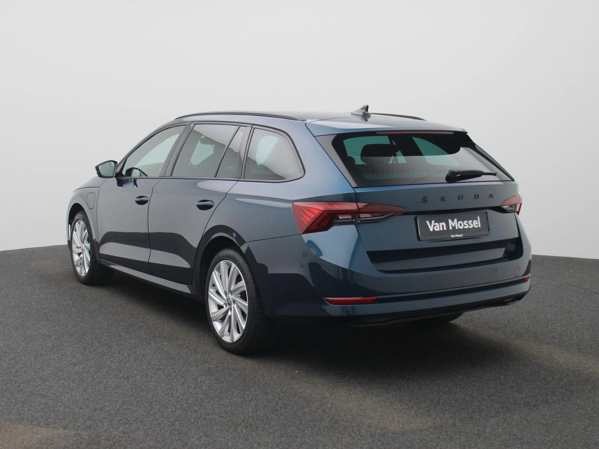 Škoda Octavia Combi 1.4 TSI PHEV 150kW DSG6 Ambition