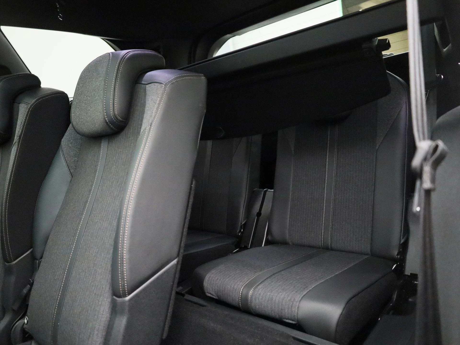 Peugeot-5008-image-13