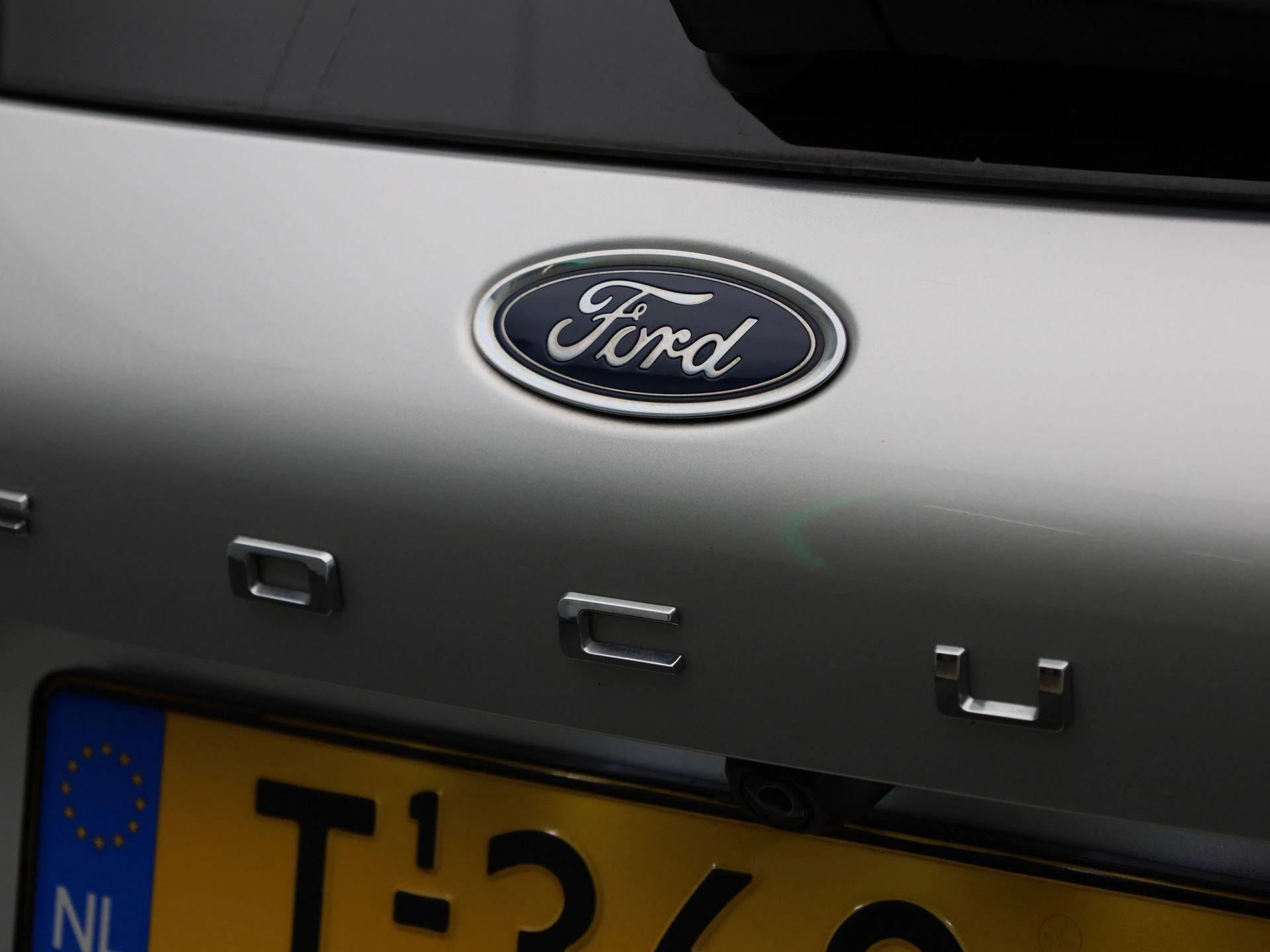 Ford Focus Wagon 1.0 EcoBoost Hybrid Titanium X