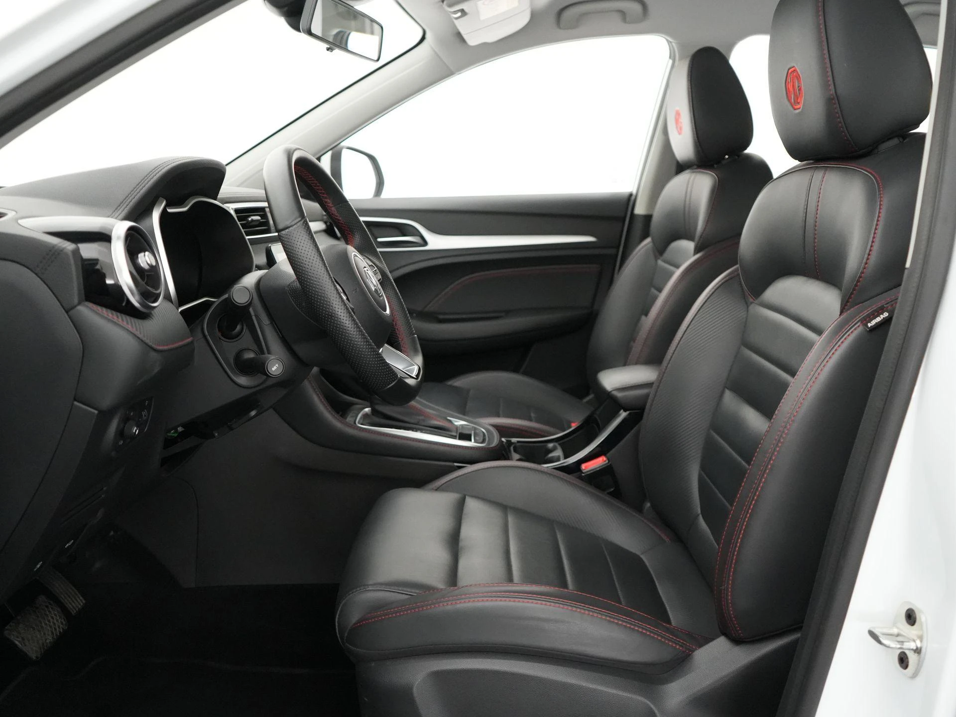 MG-ZS-image-10