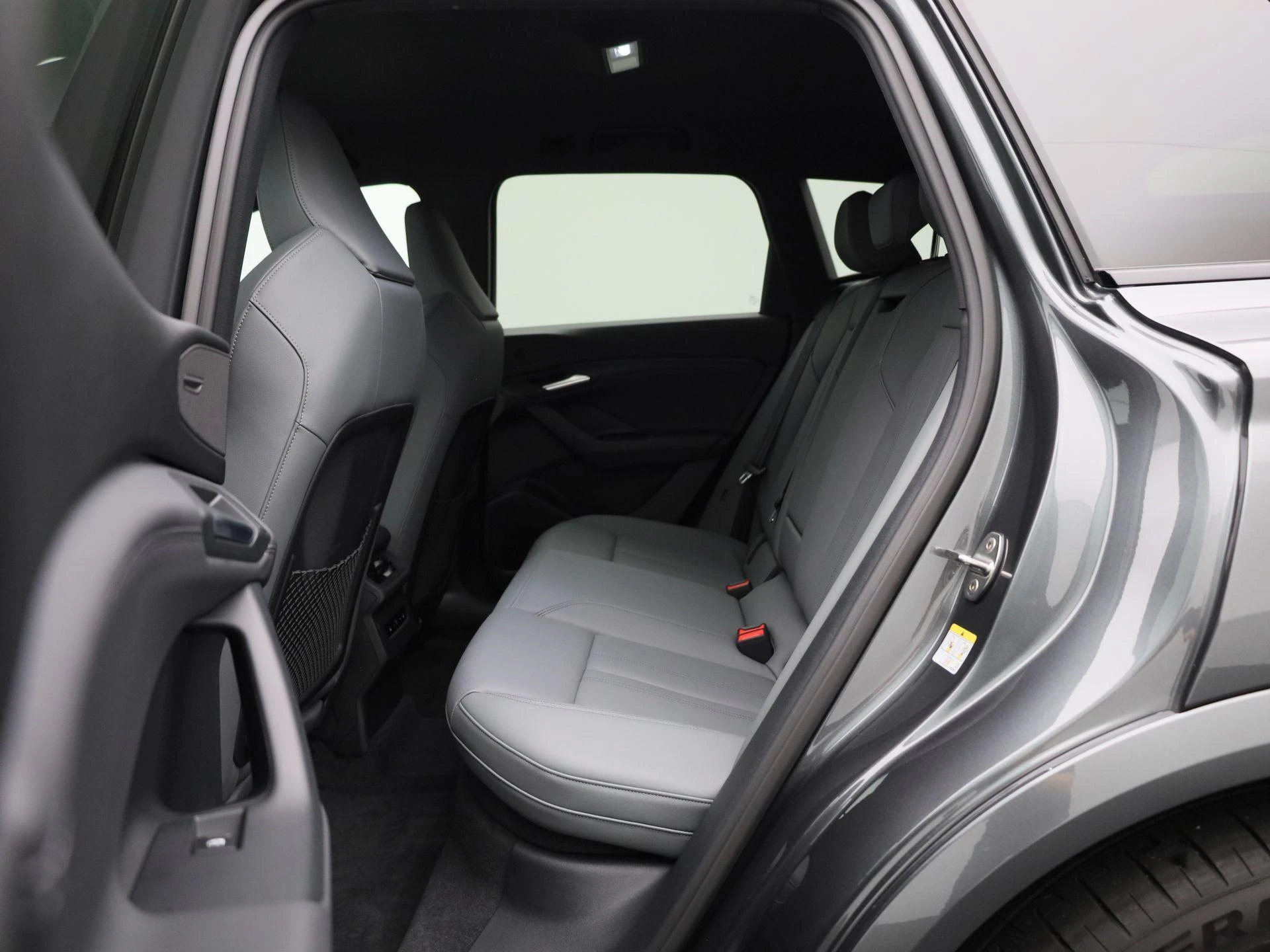 Audi-Q6 e-tron-image-11
