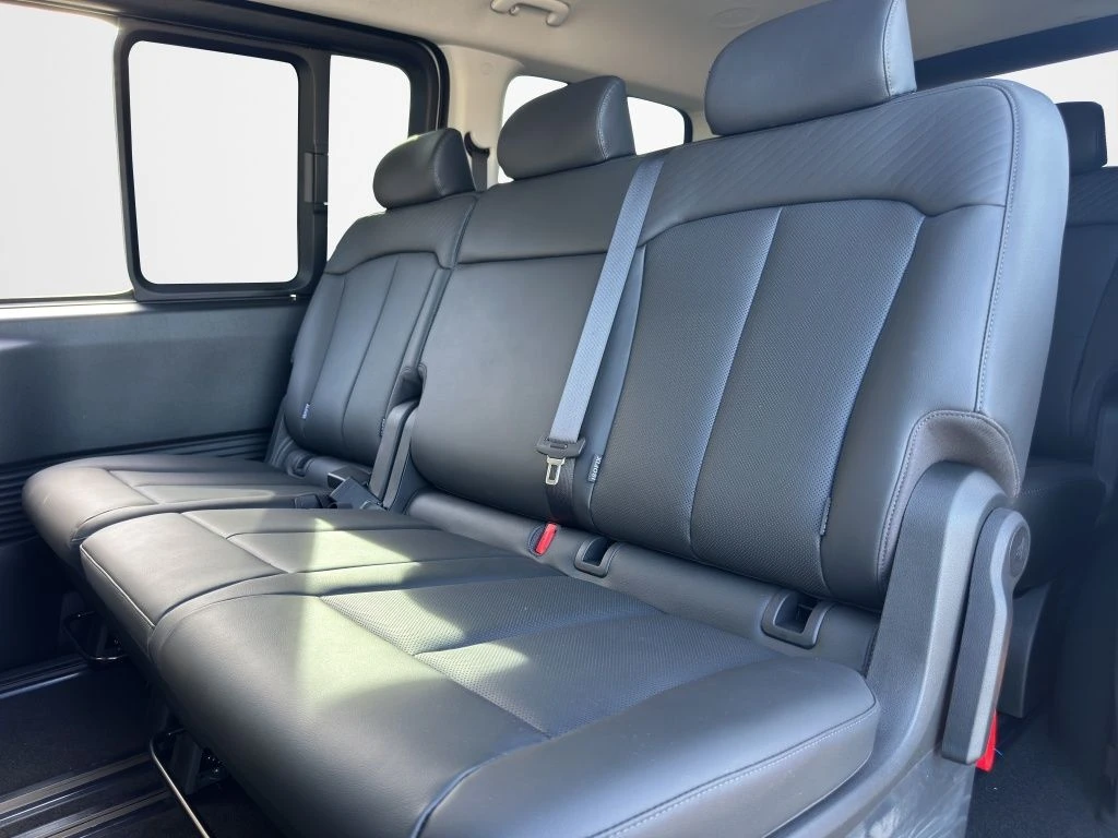 Hyundai-Staria-image-19