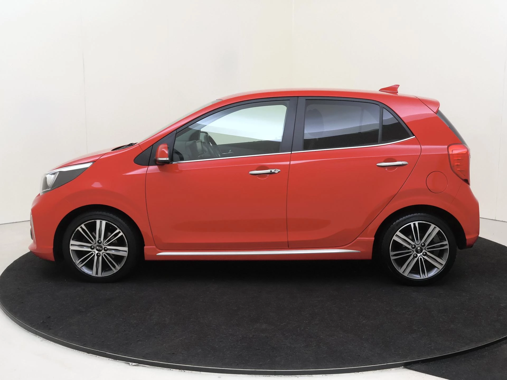 Kia-Picanto-image-7