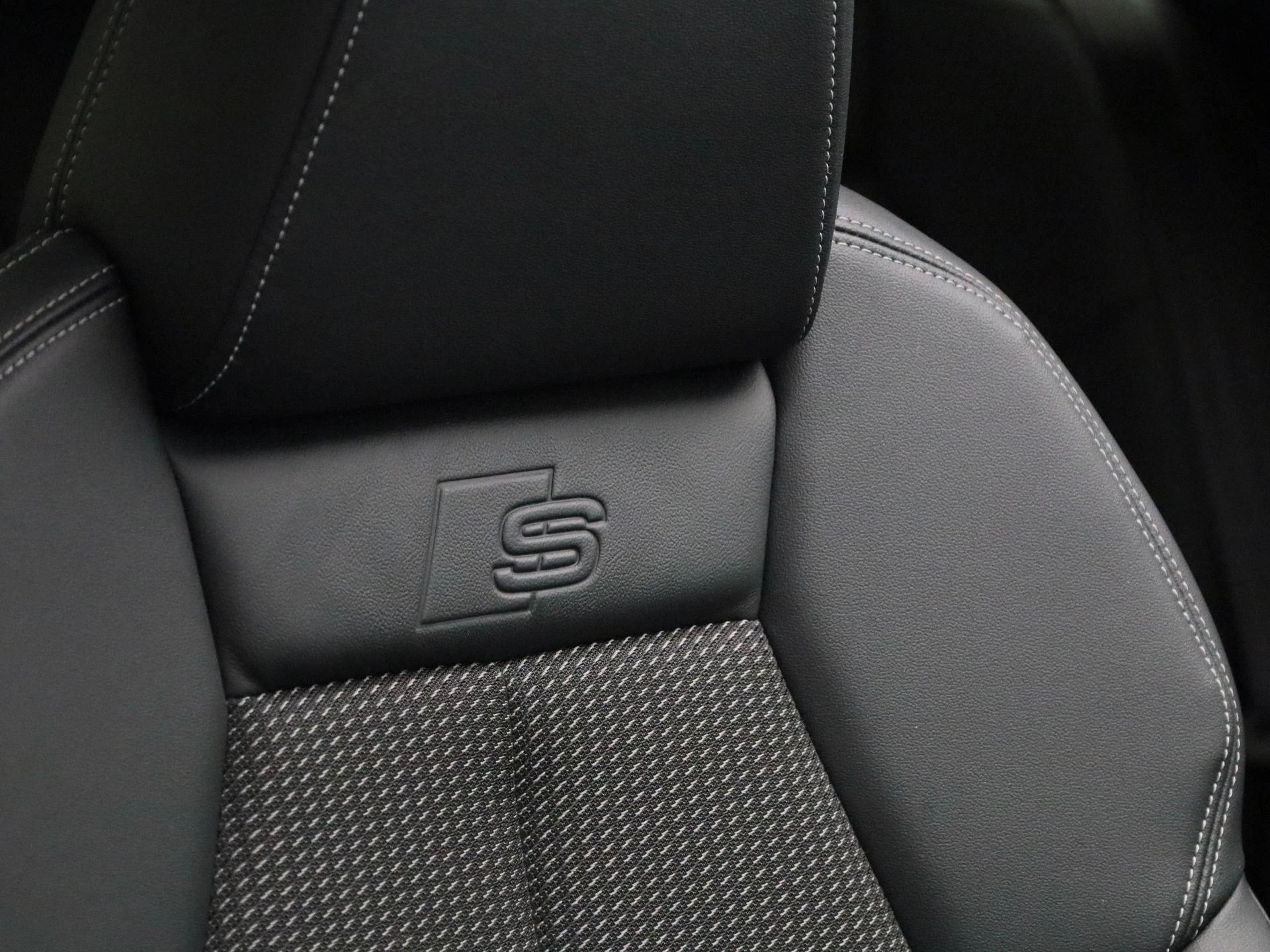 Audi Q4 e-tron 35 S edition 55 kWh