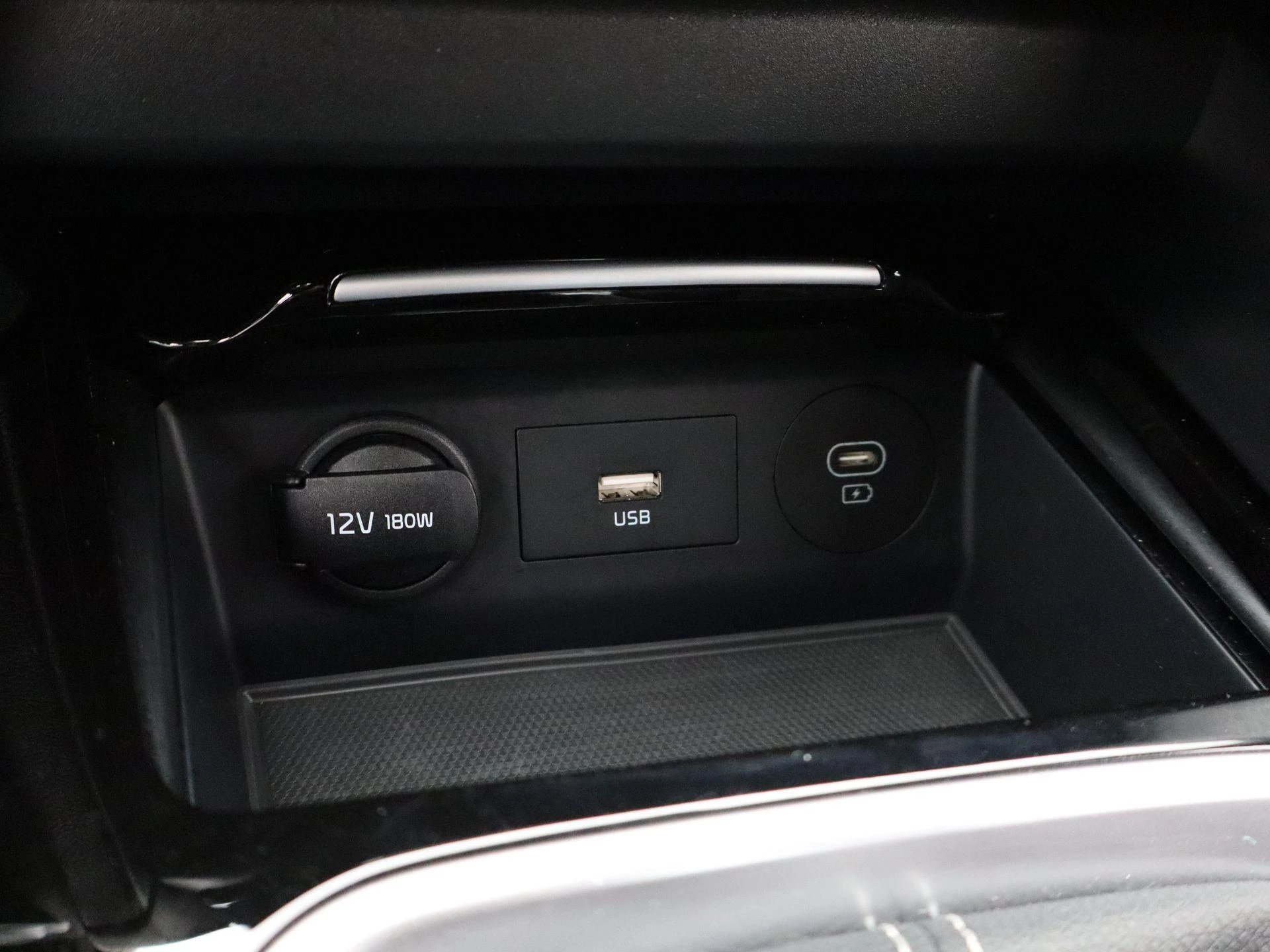Kia-XCeed-image-23