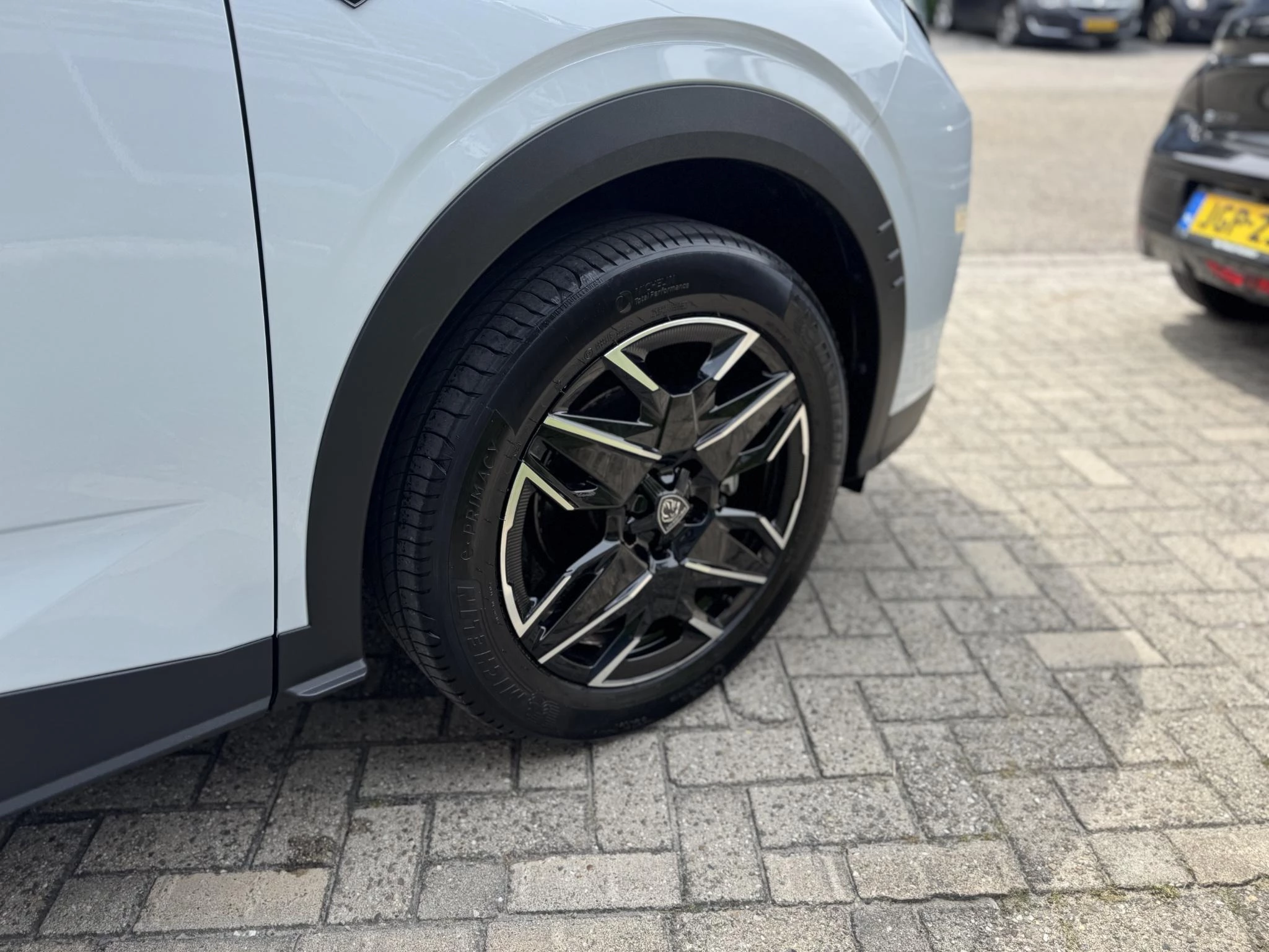 Peugeot 3008 Hybrid 145 GT