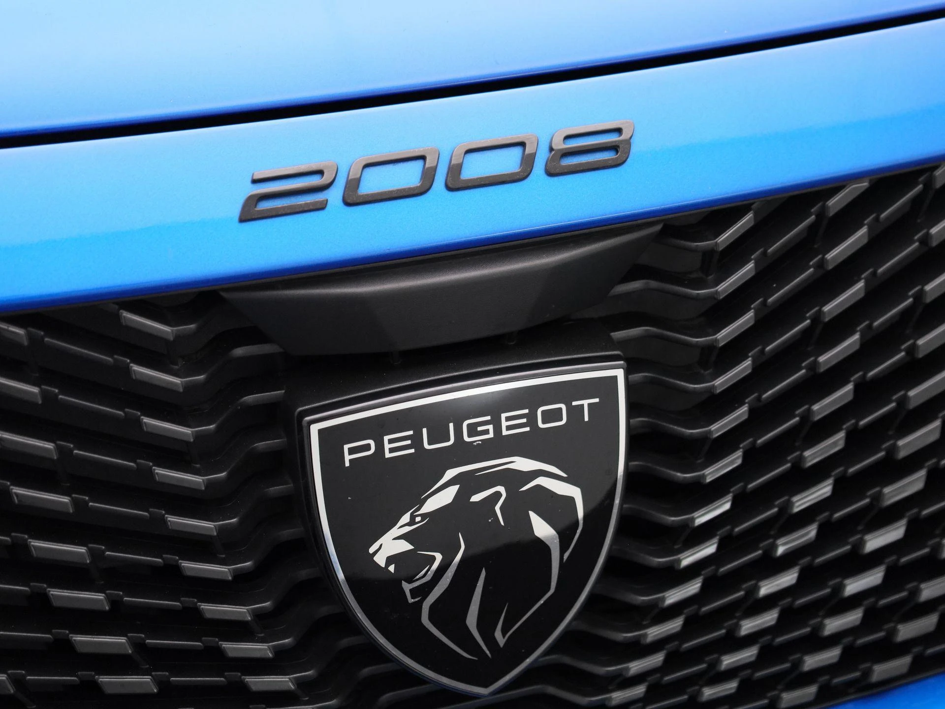 Peugeot-e-2008-image-31