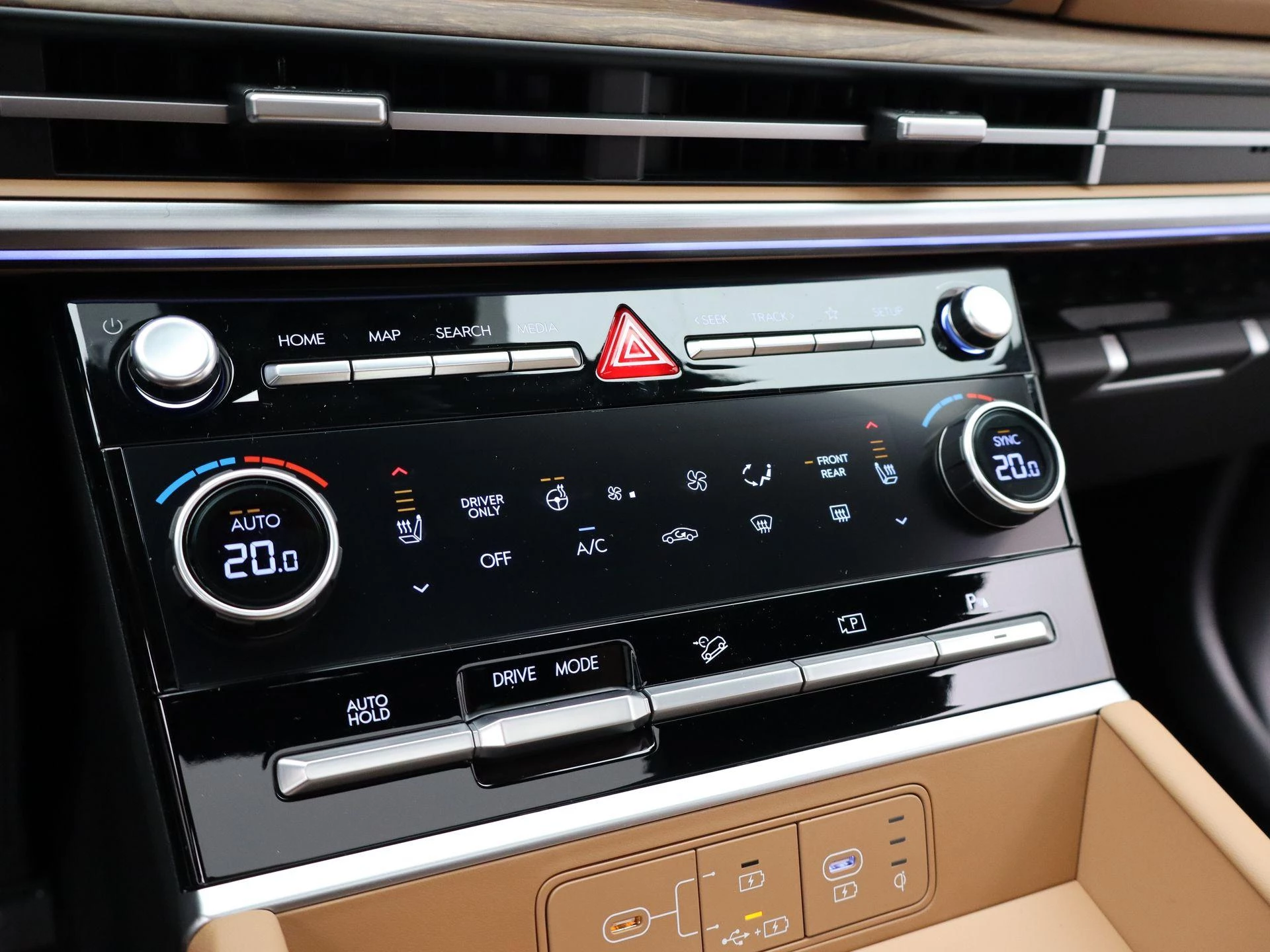 Hyundai-Santa Fe-image-21