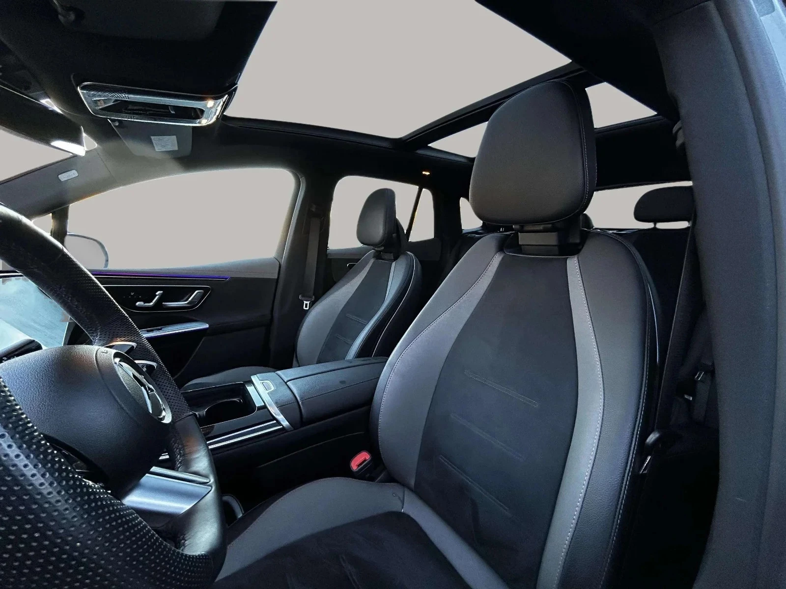 Mercedes-Benz-EQE-image-9