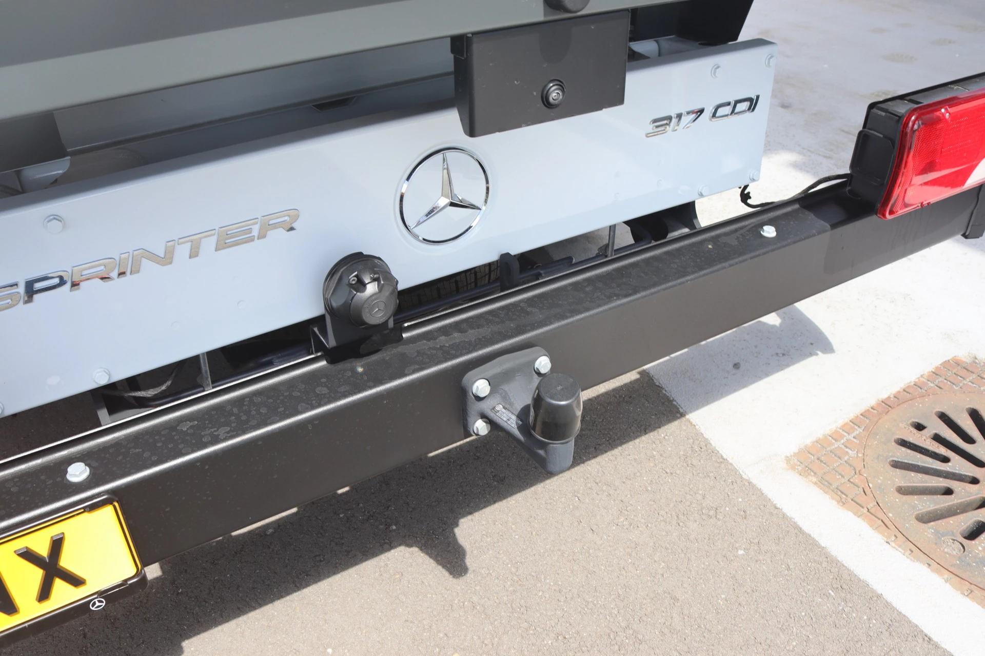 Mercedes-Benz-Sprinter-image-15