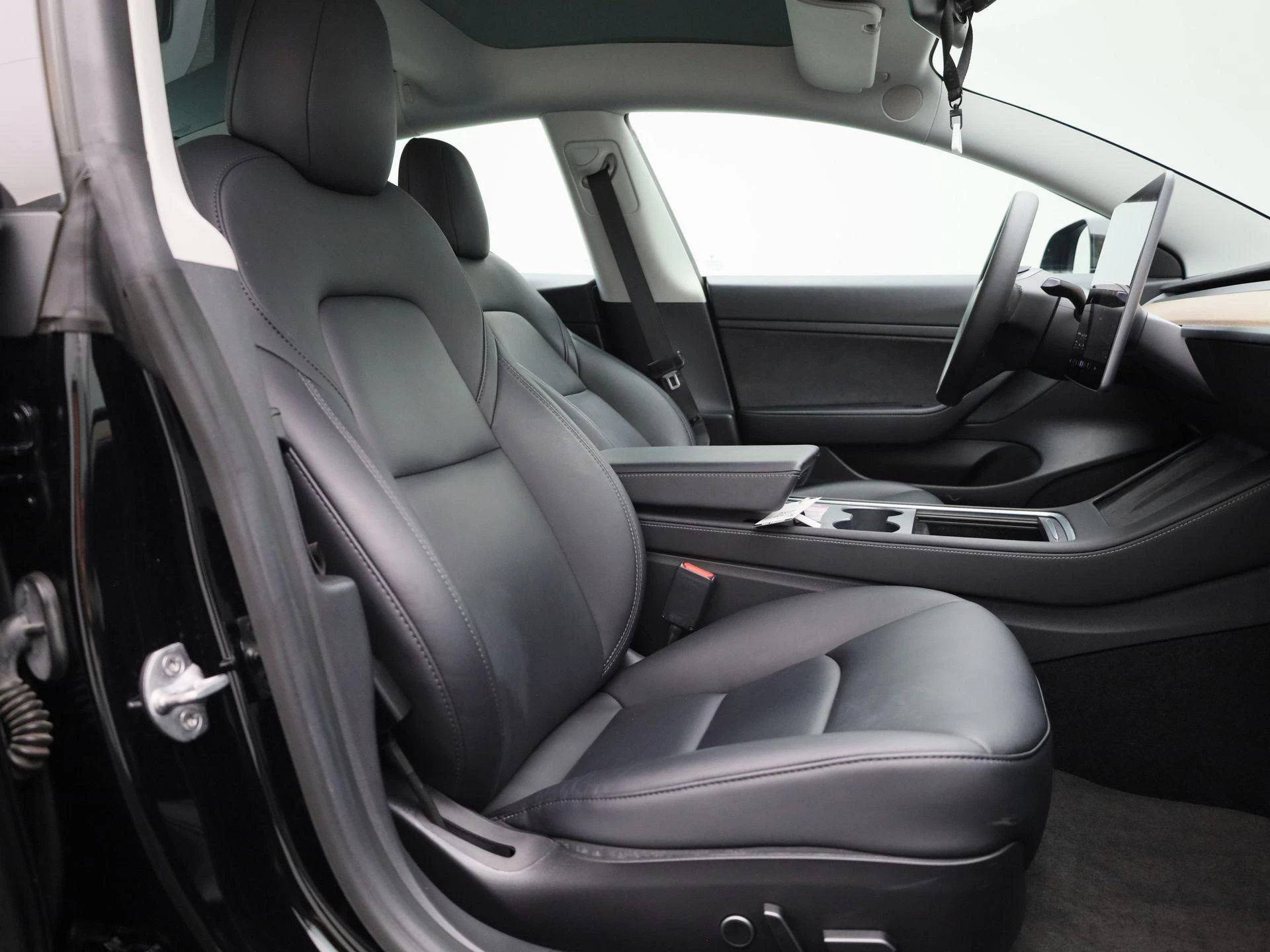 Tesla Model 3 Standard RWD Plus 60 kWh