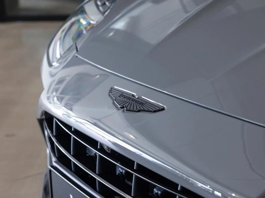 Aston Martin V8 Vantage Roadster Aston Martin Hamburg