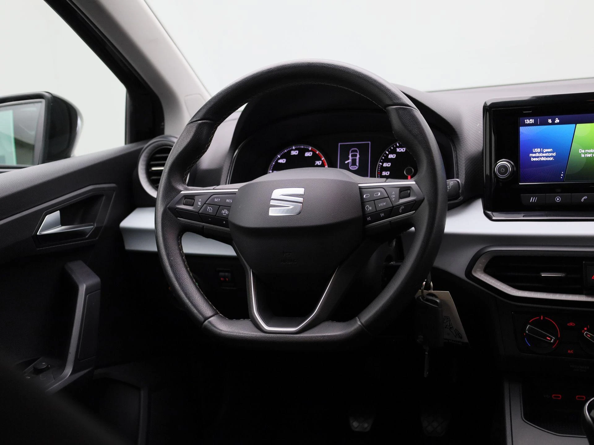 SEAT-Ibiza-image-10