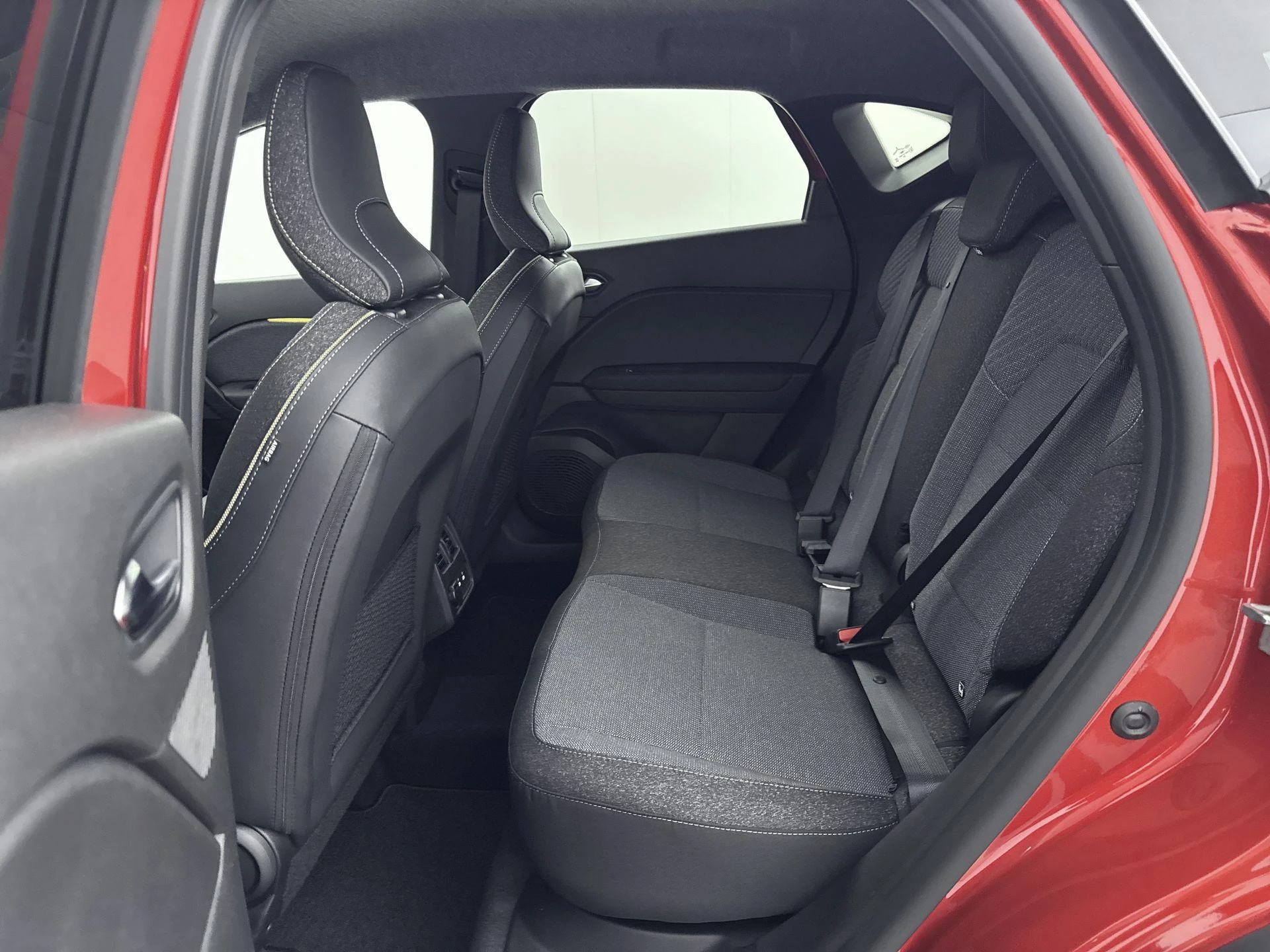 Renault-Captur-image-24