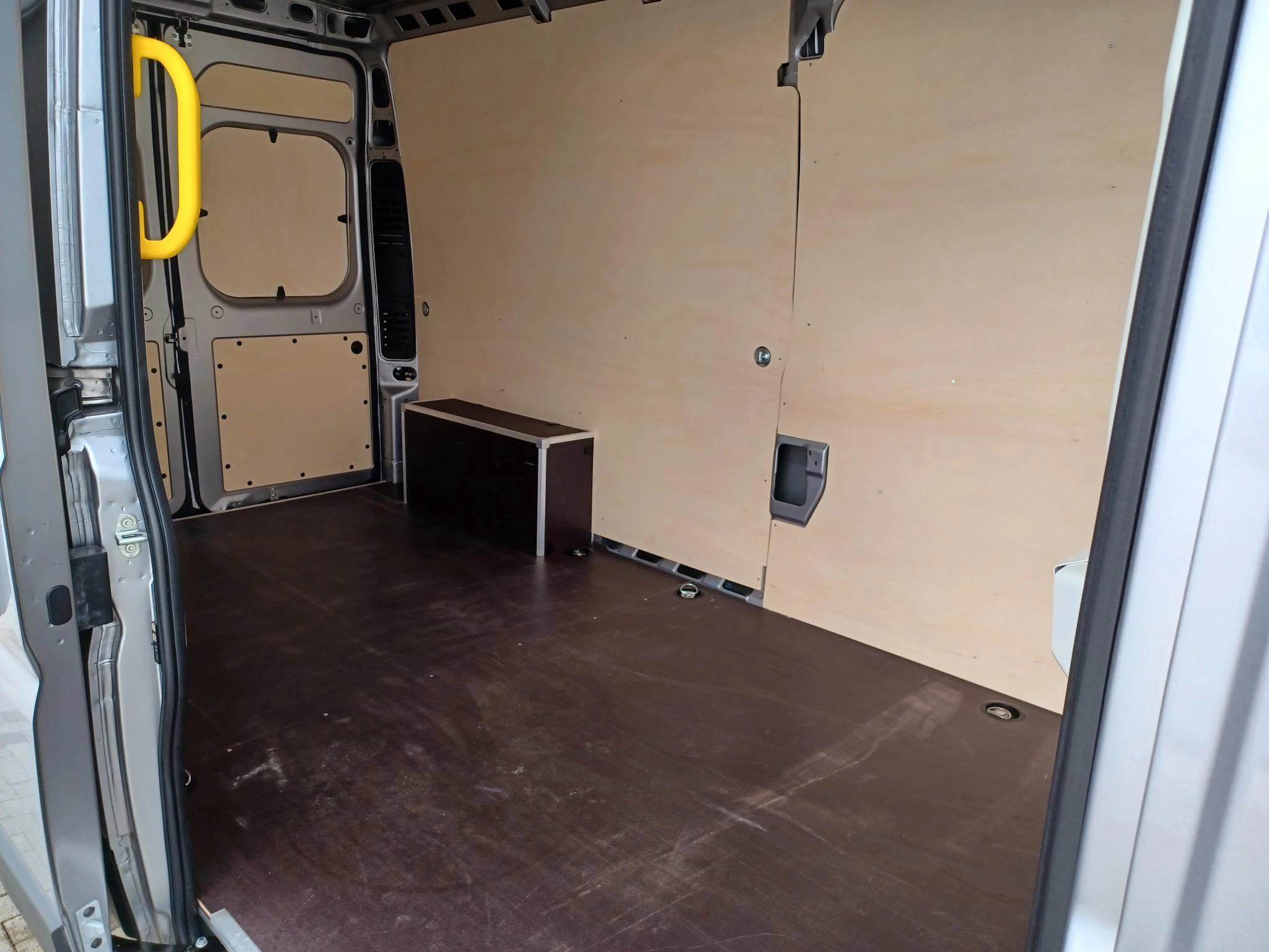 Peugeot Boxer 2.2 BlueHDi S&S 140 435 L3H2 Auto