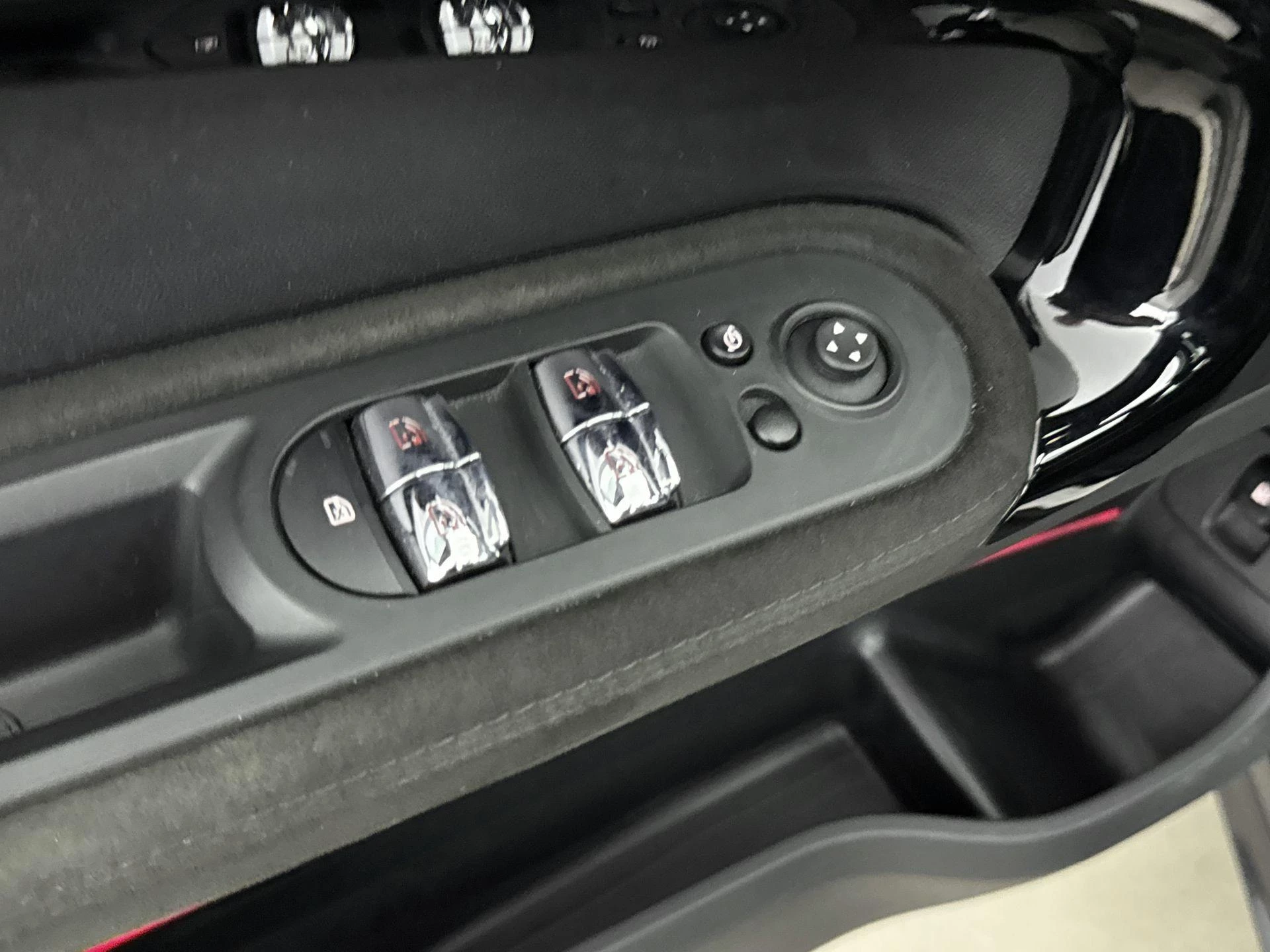 MINI-Countryman-image-13