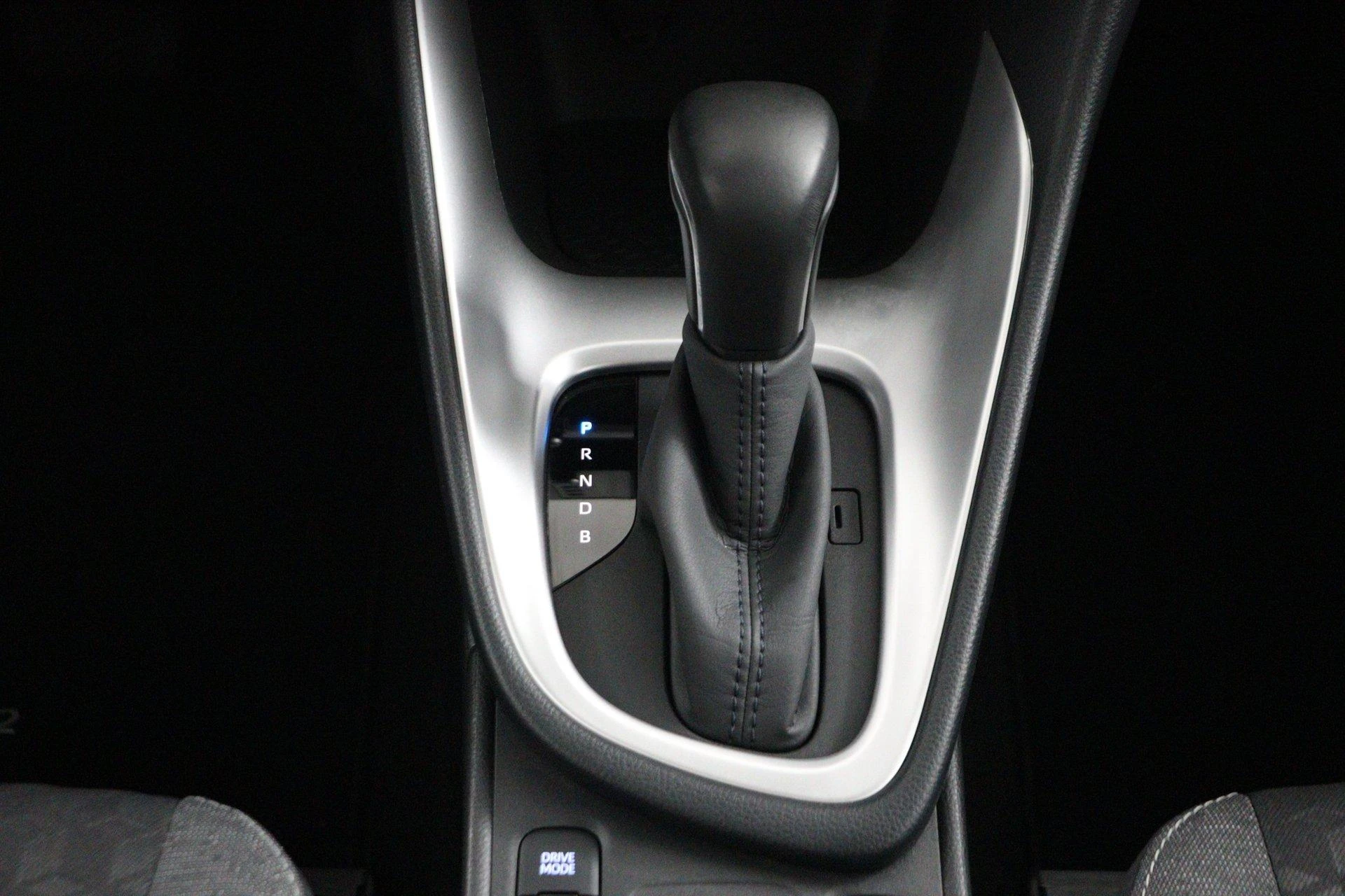 Mazda-2 Hybrid-image-19