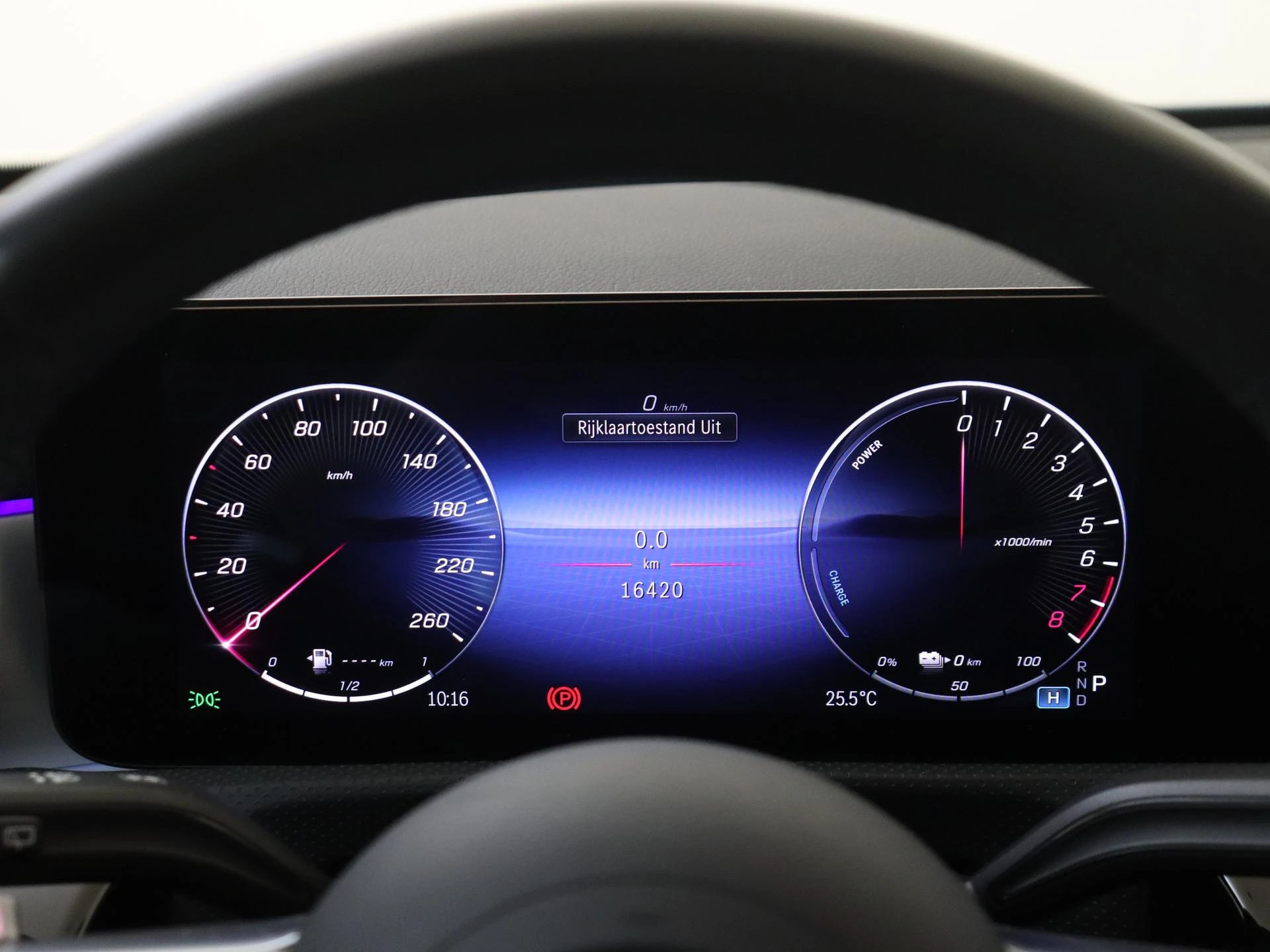 Mercedes-Benz-A-Klasse-image-11
