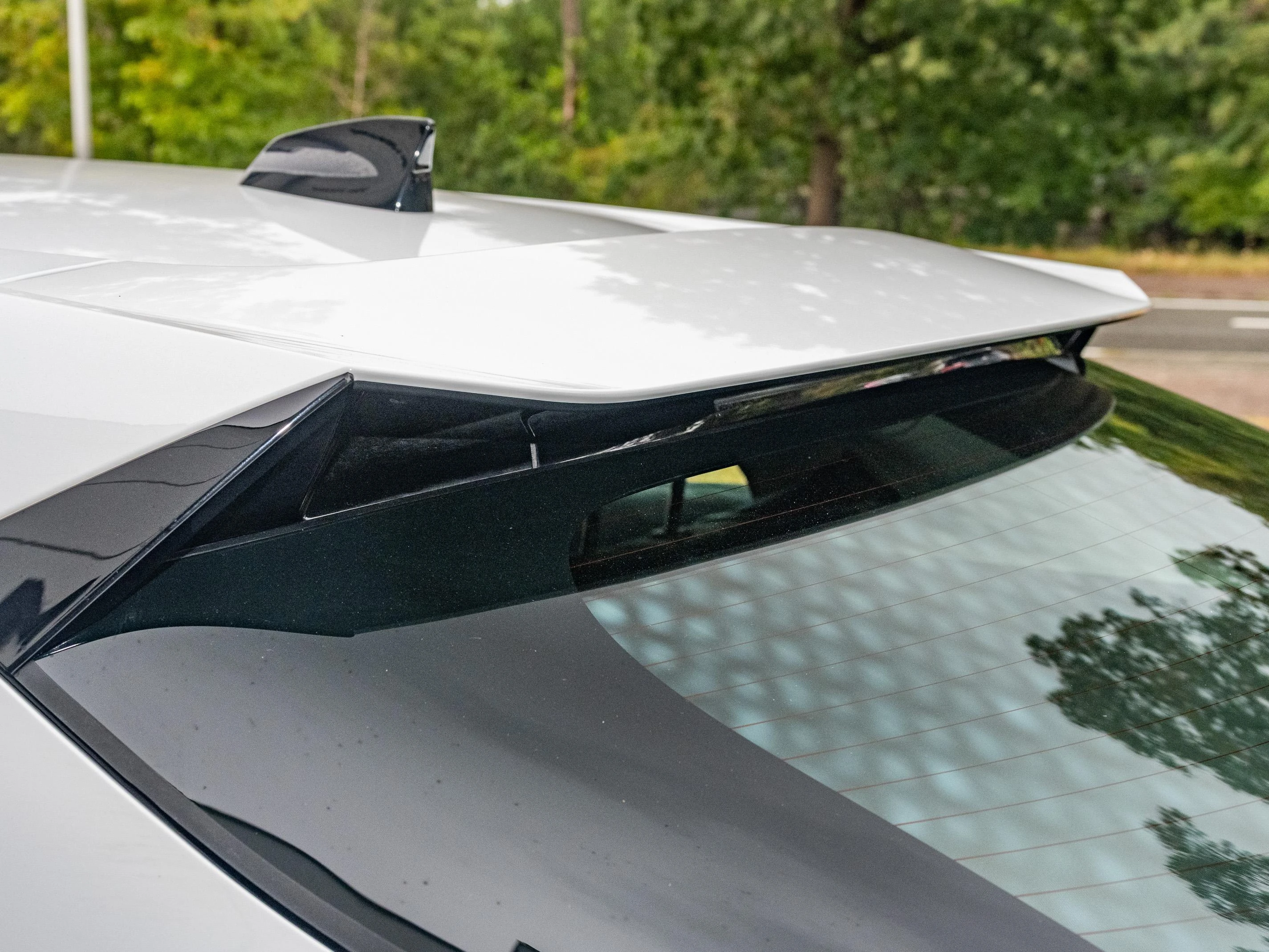 Jaguar-I-PACE-image-28
