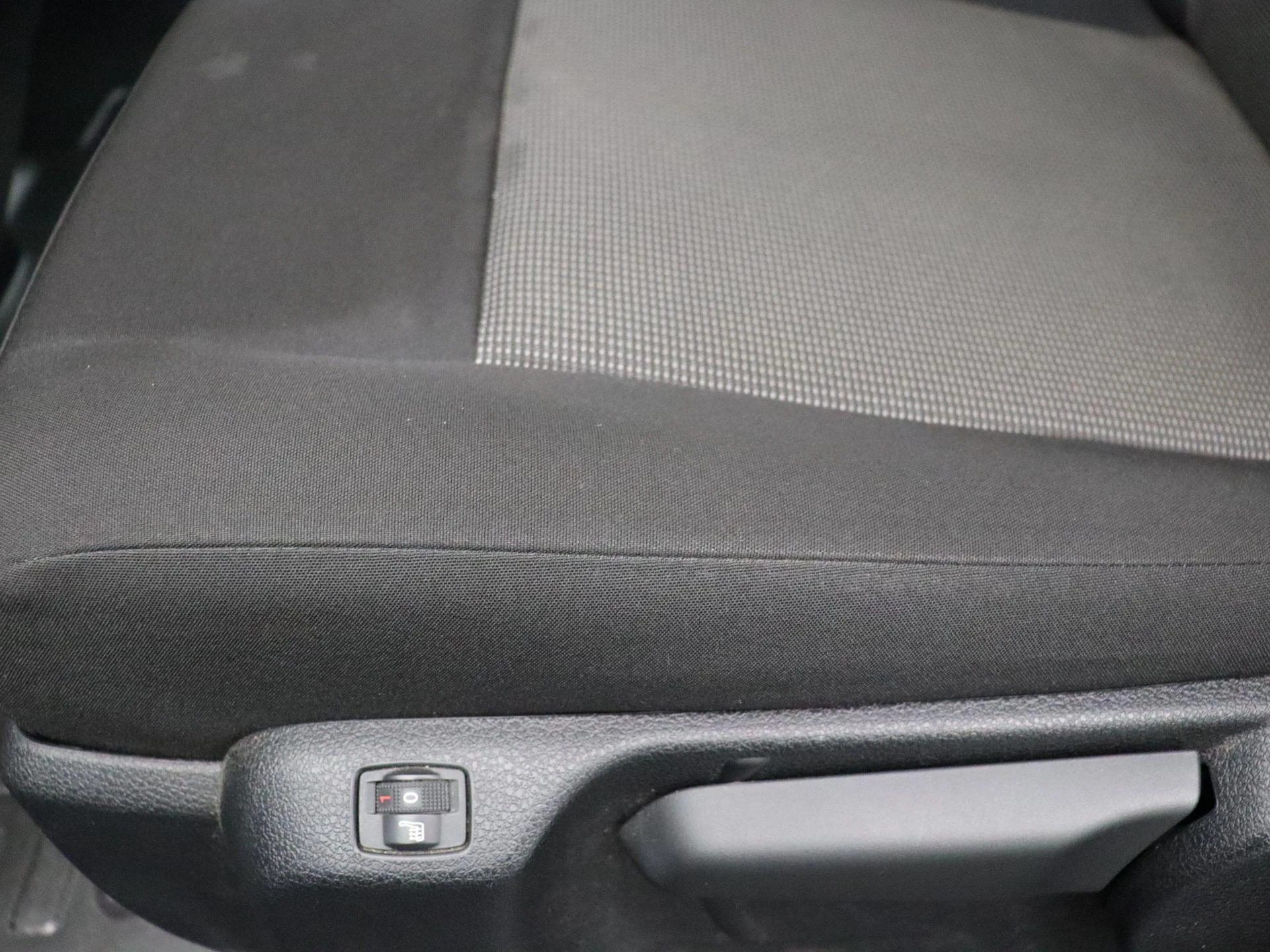 Peugeot-Expert-image-10