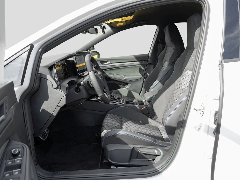 Volkswagen-Golf-image-15