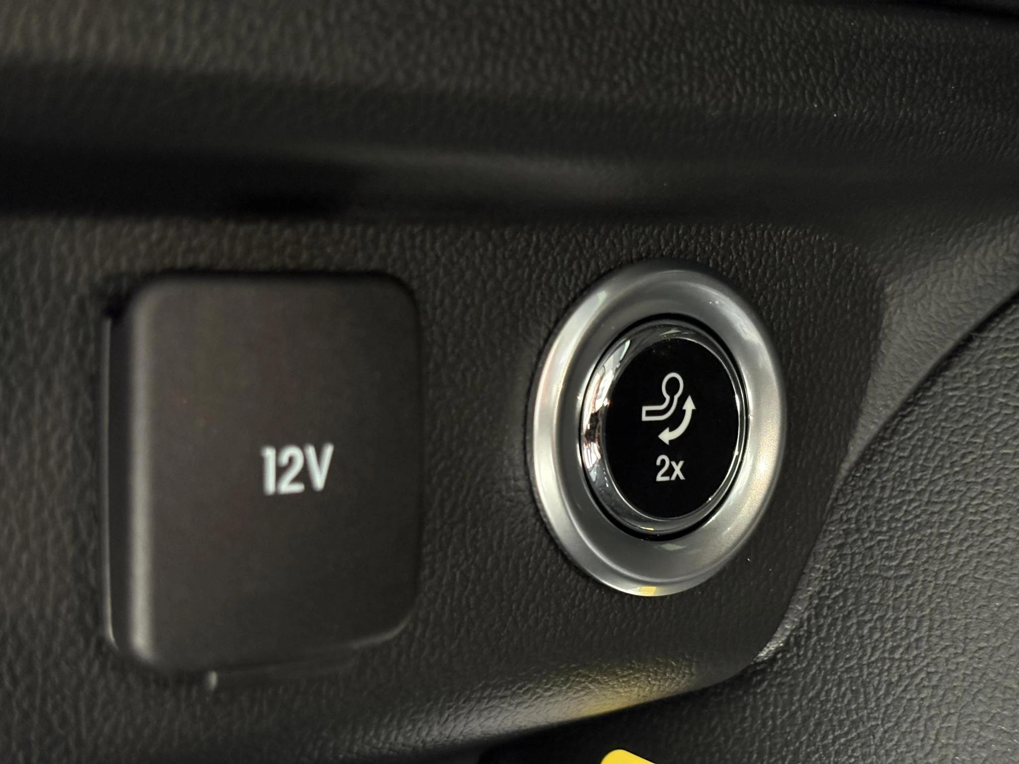 Ford-Kuga-image-30