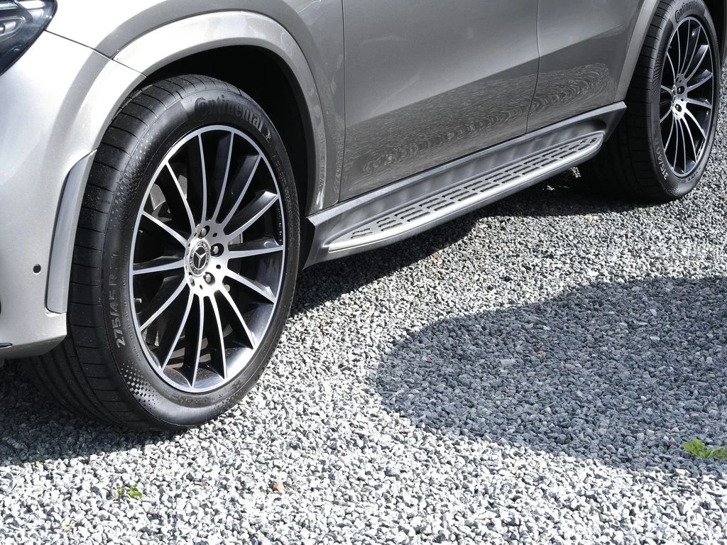 Mercedes-Benz-GLE 400 d-image-6