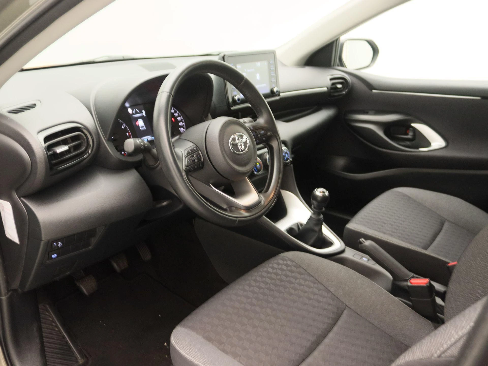 Toyota Yaris 1.5 VVT-i Active