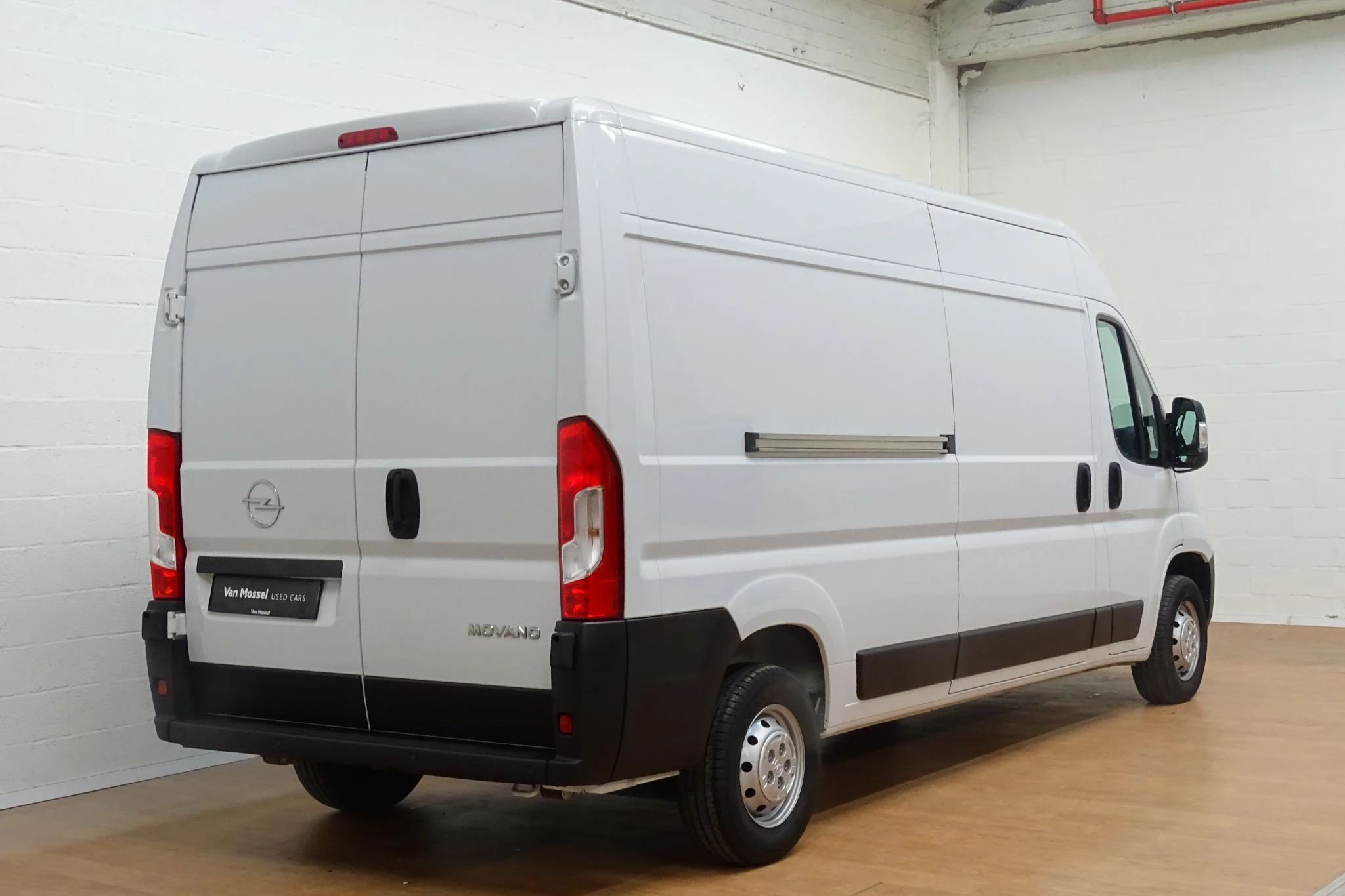 Opel-Movano-image-3