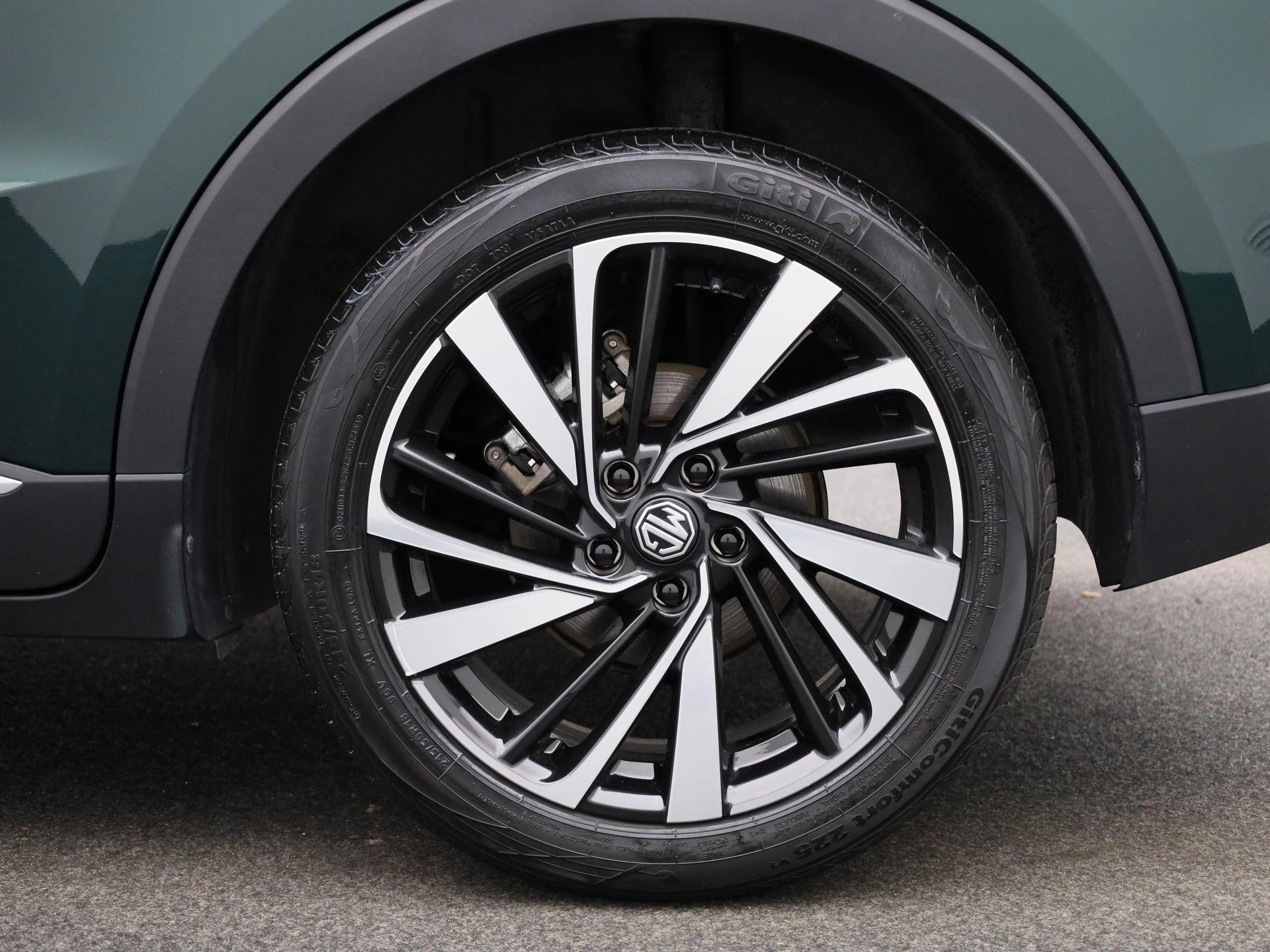 MG-ZS-image-12