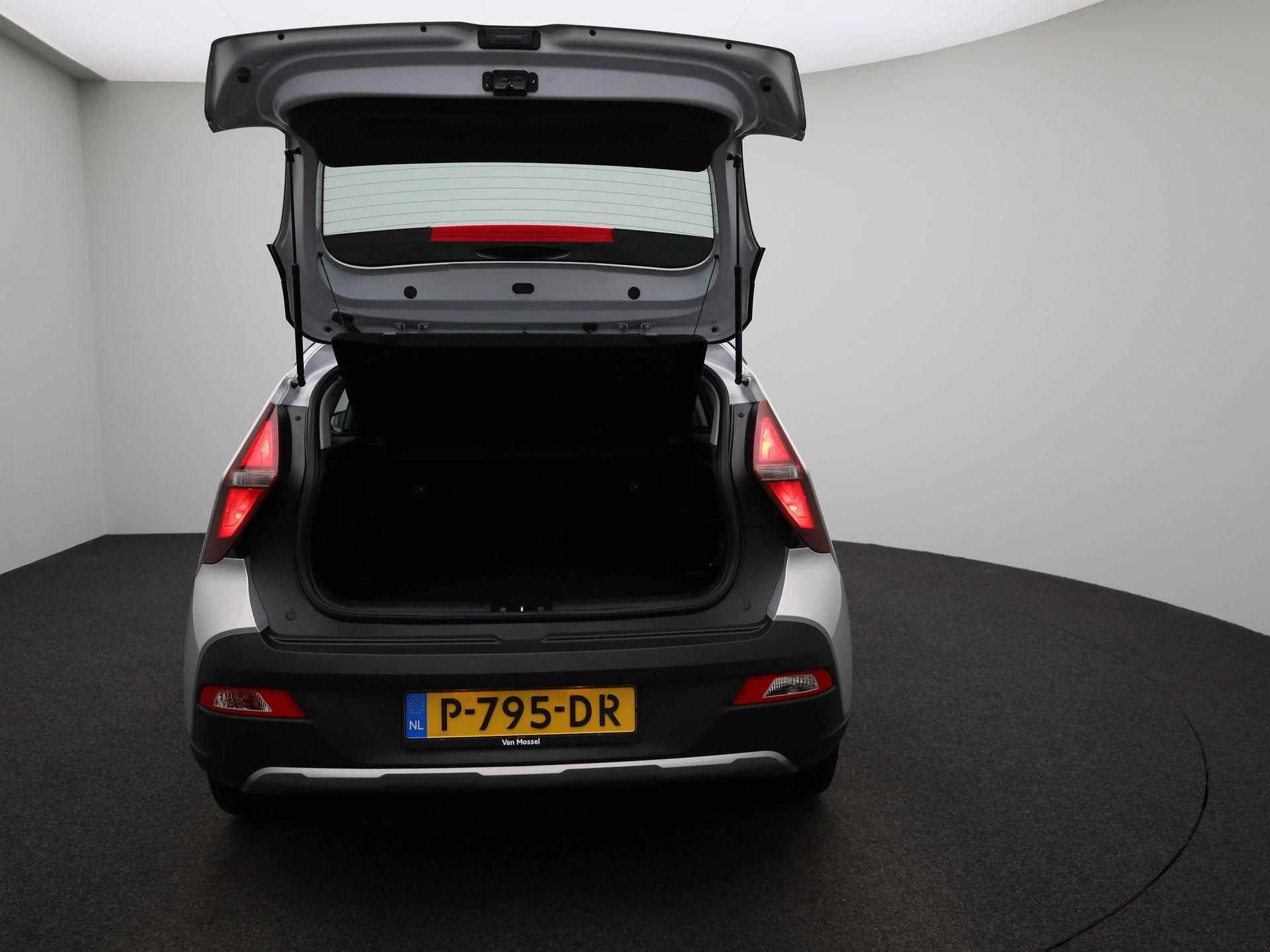 Hyundai-Bayon-image-10