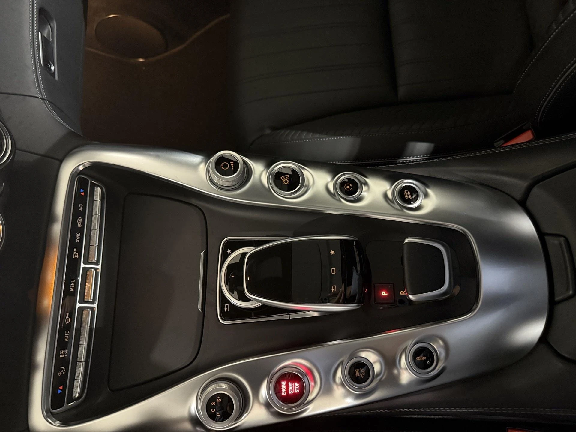 Mercedes-AMG-GT-image-8