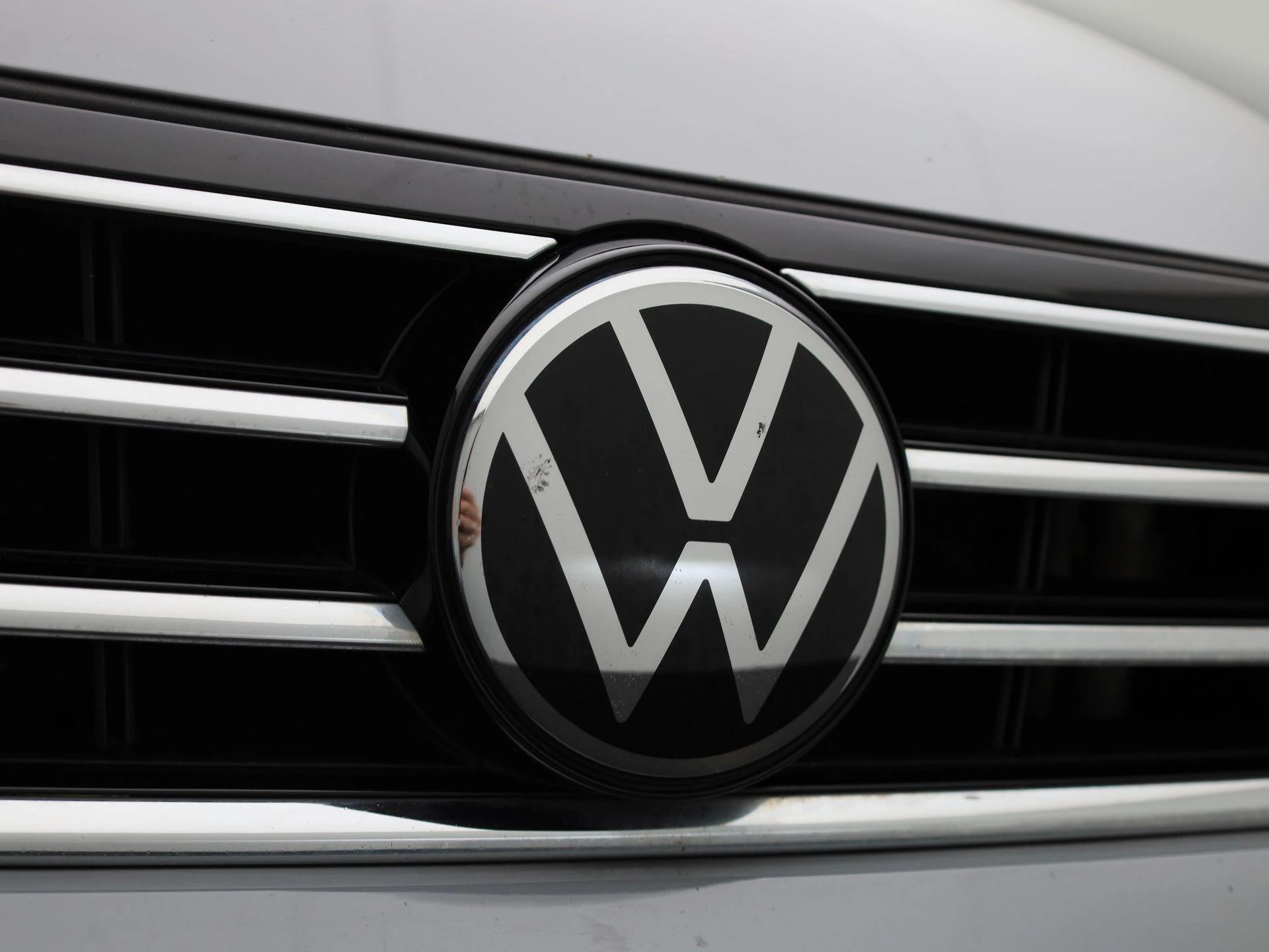 Volkswagen-Passat-image-36