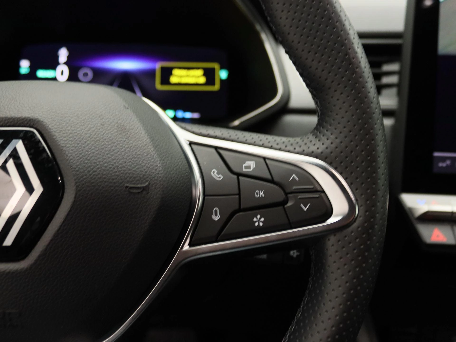 Renault-Captur-image-16