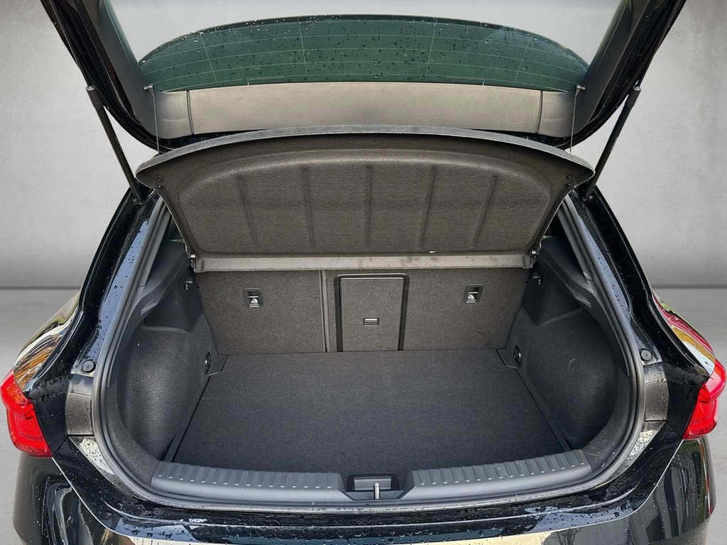 SEAT Leon FR 1.5 eTSI 110 kW 150PS Beats; Winter; Rückfahrkamera