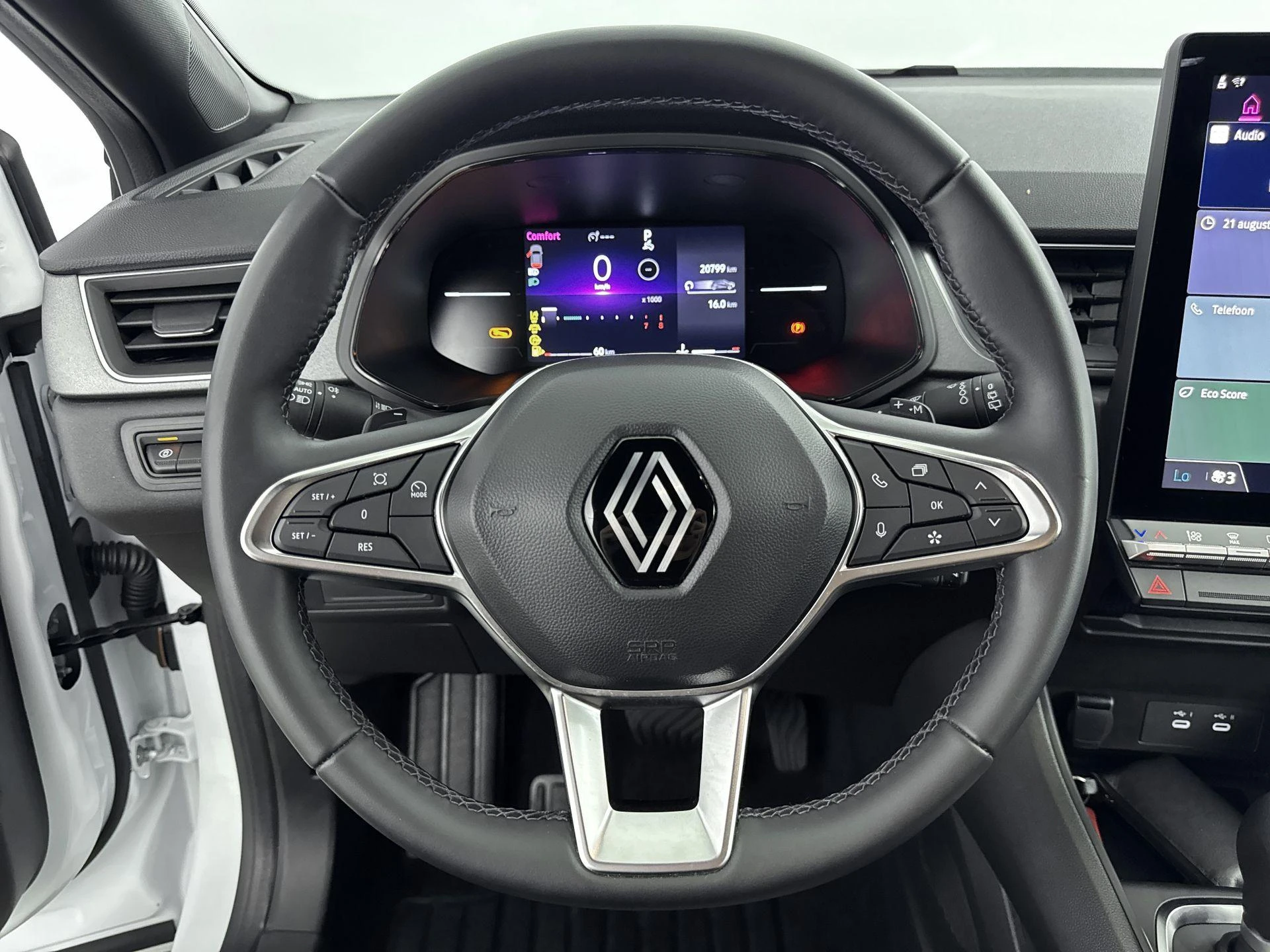 Renault-Captur-image-12