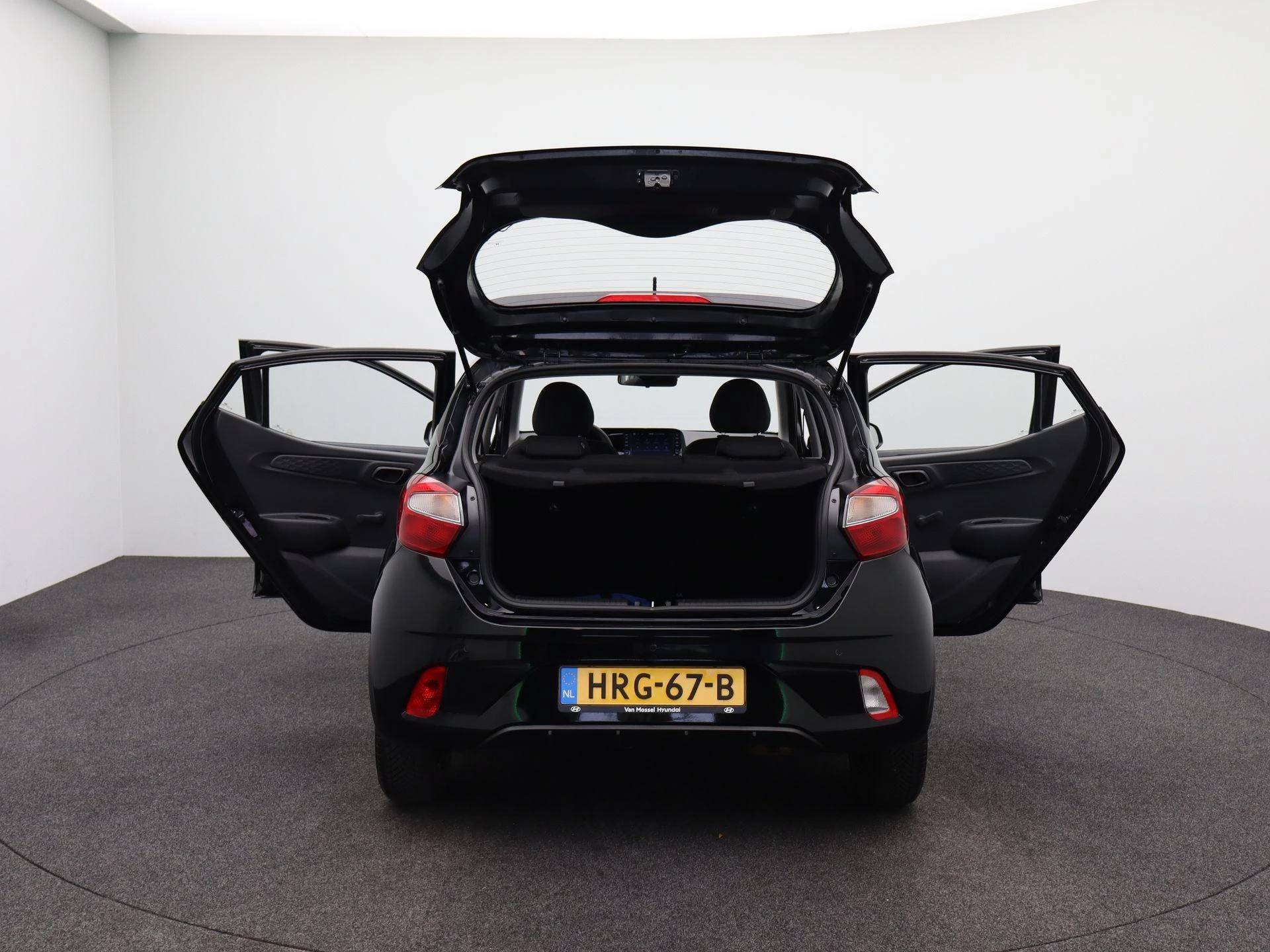 Hyundai-i10-image-12