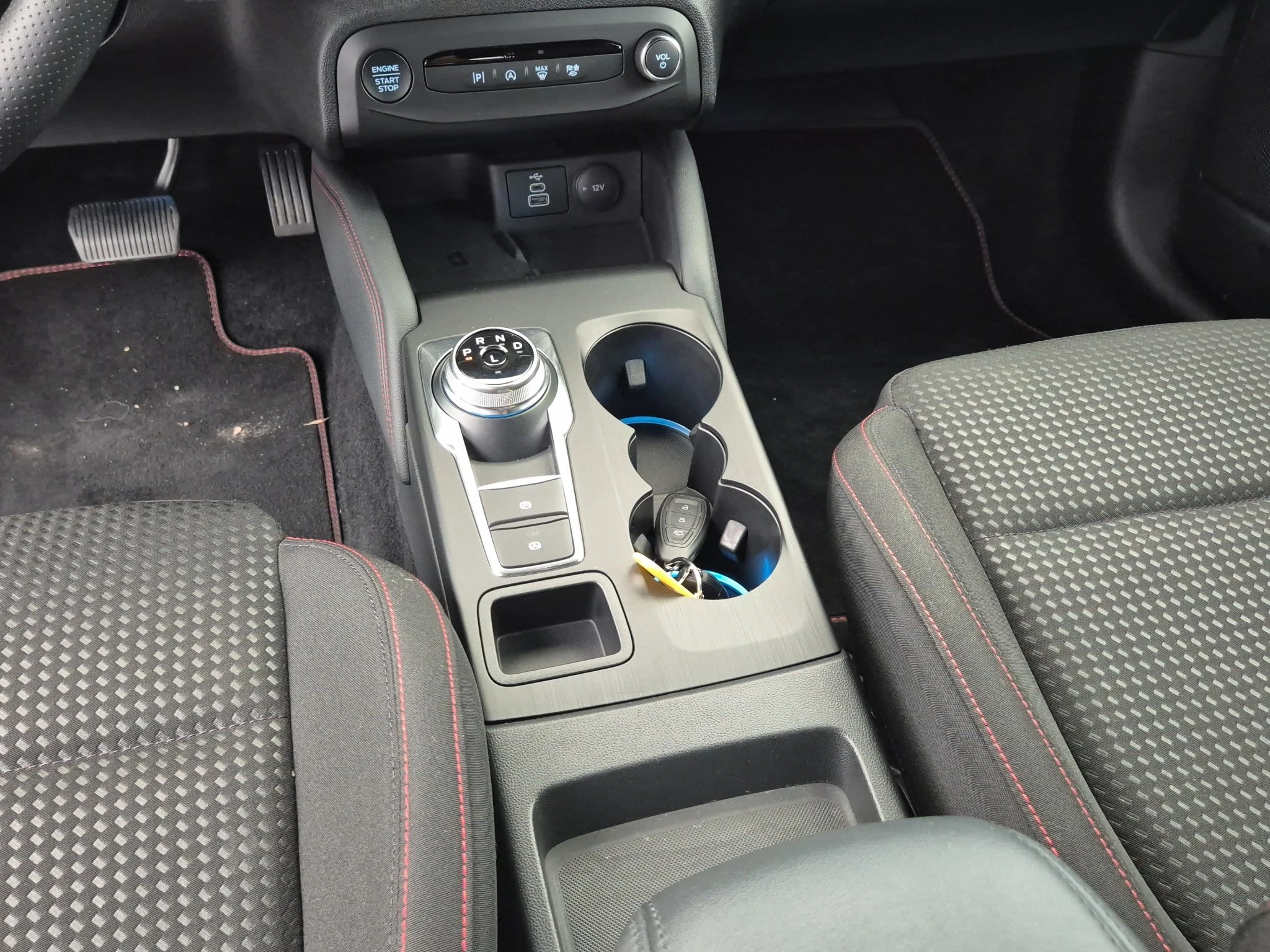 Ford Focus ST-Line X Turnier Aut.*AHK*ACC*HUD*KAM*NAVI*WINTER-PKT.