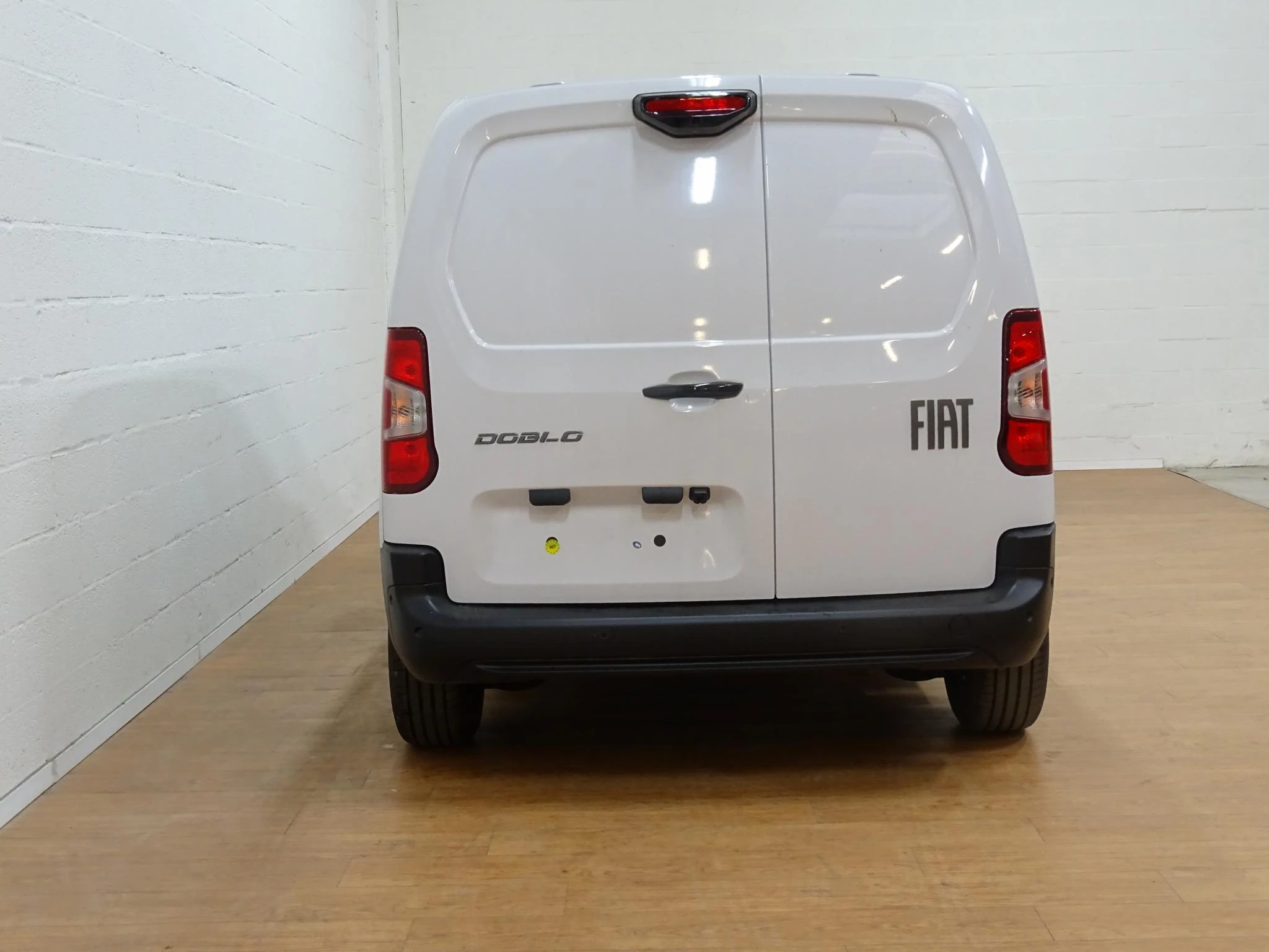 Fiat Doblò 1.5 BlueHDI 130 AT8 L1 Light