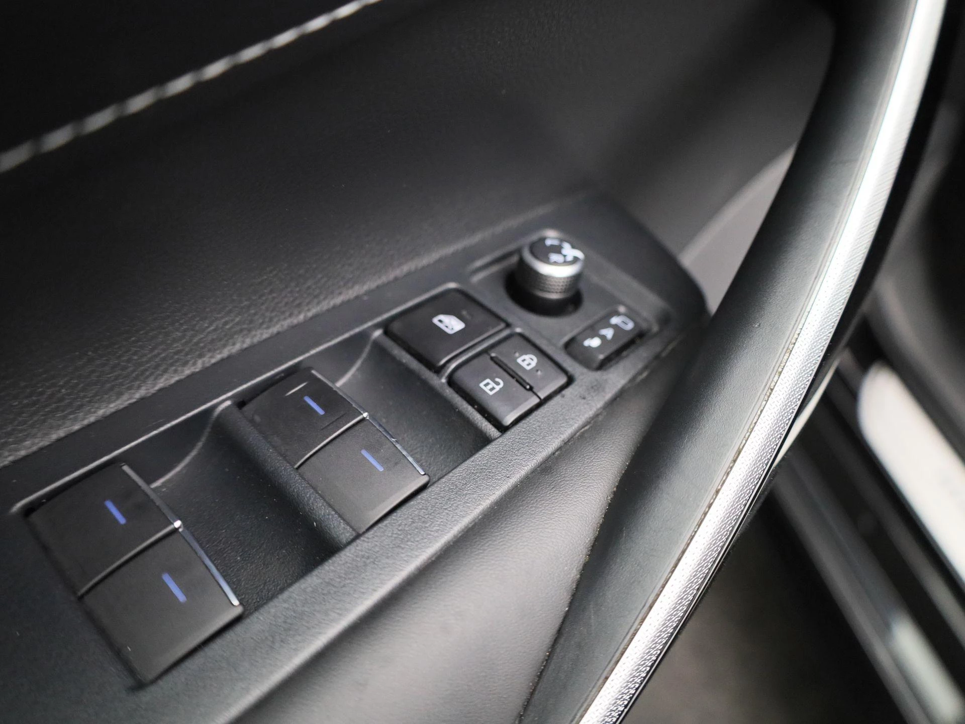 Toyota Corolla 1.8 Hybrid Business Plus
