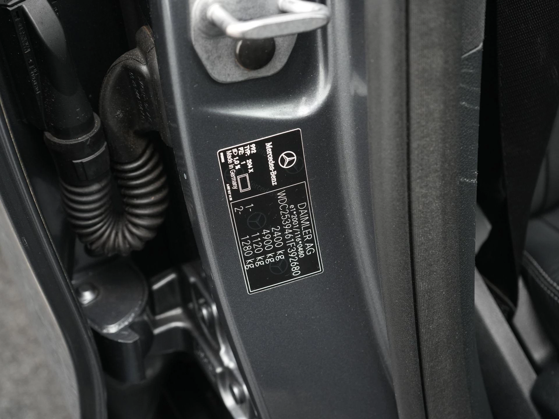 Mercedes-Benz-GLC-image-45