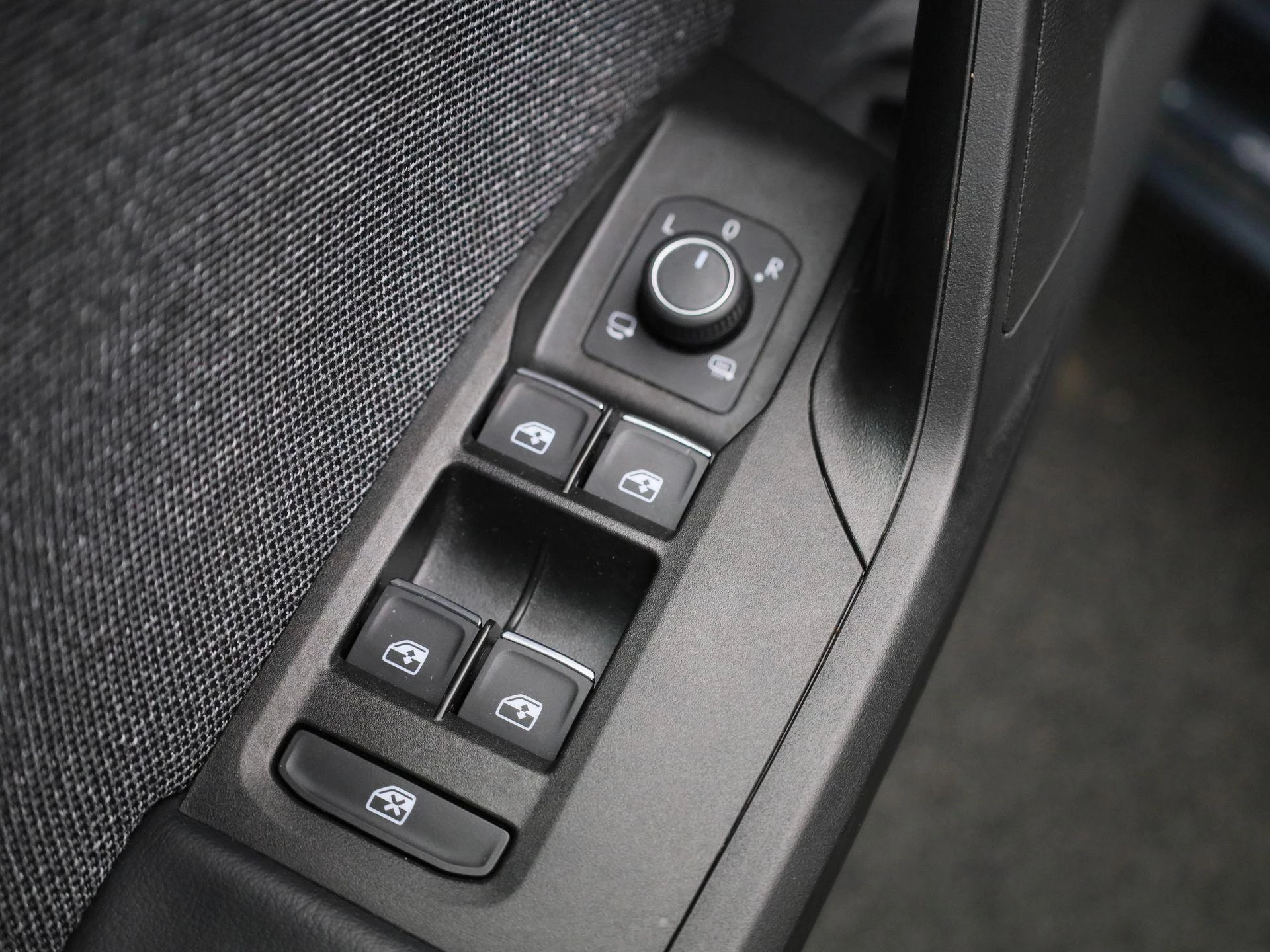 SEAT-Leon-image-31