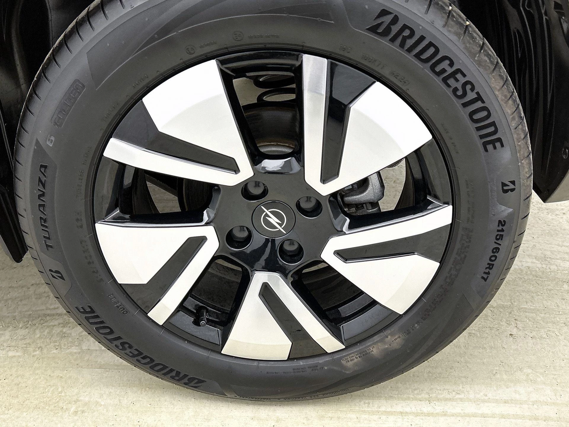 Opel-Frontera-image-29