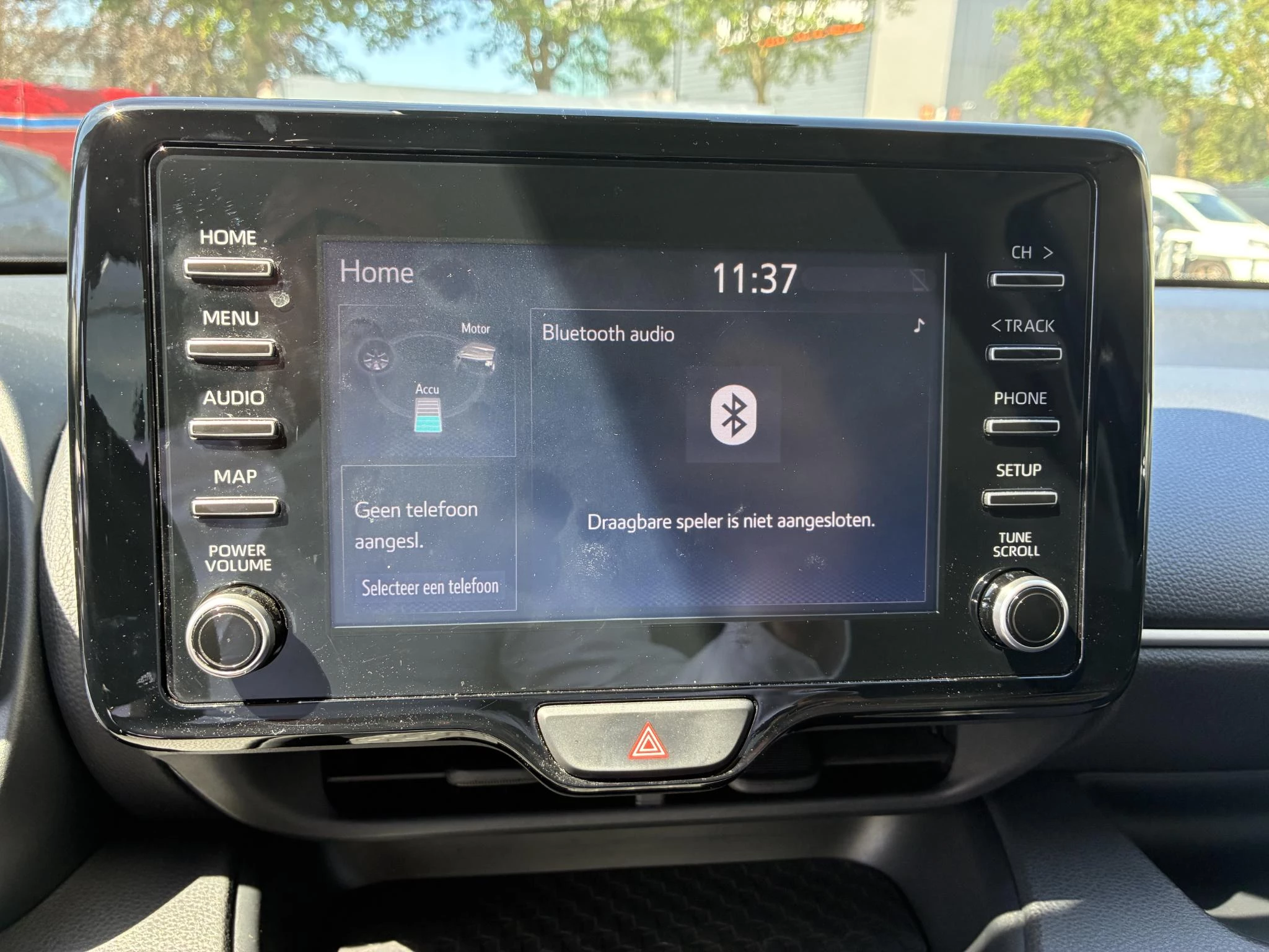 Toyota-Yaris-image-10