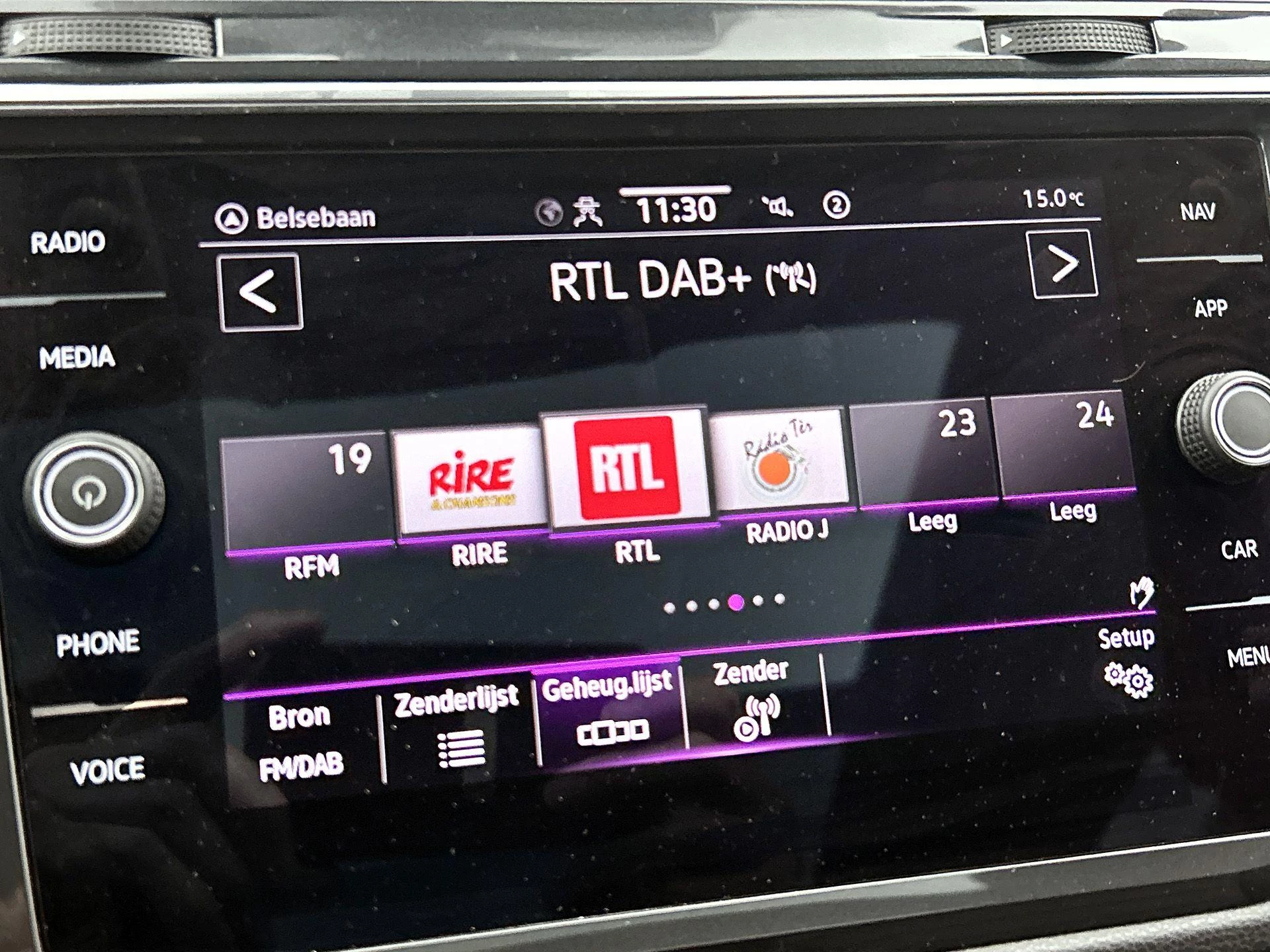 Volkswagen-Tiguan-image-8