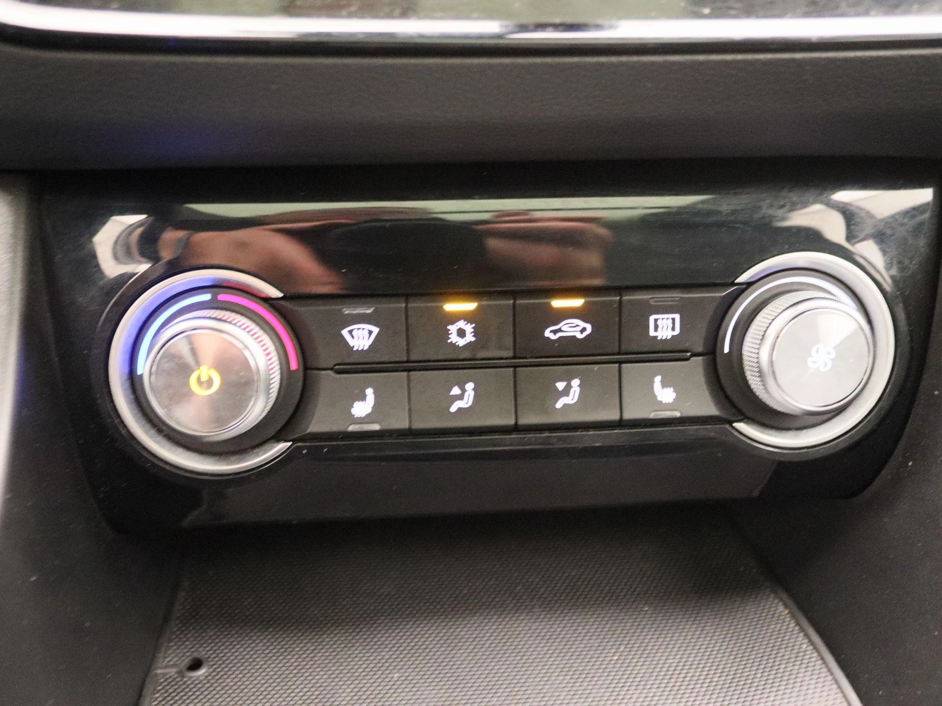 MG ZS EV Luxury 45 kWh