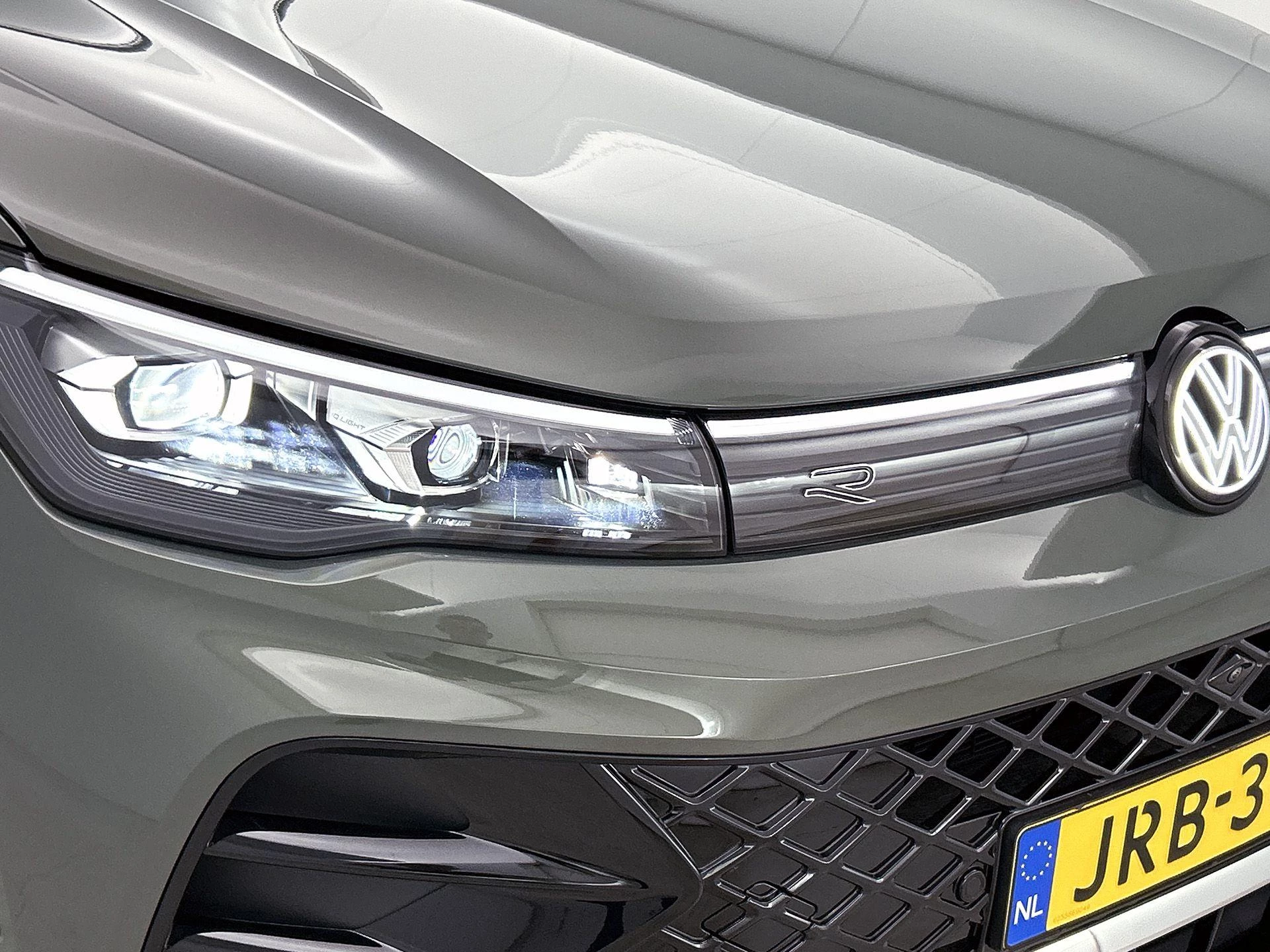 Volkswagen-Tiguan-image-30