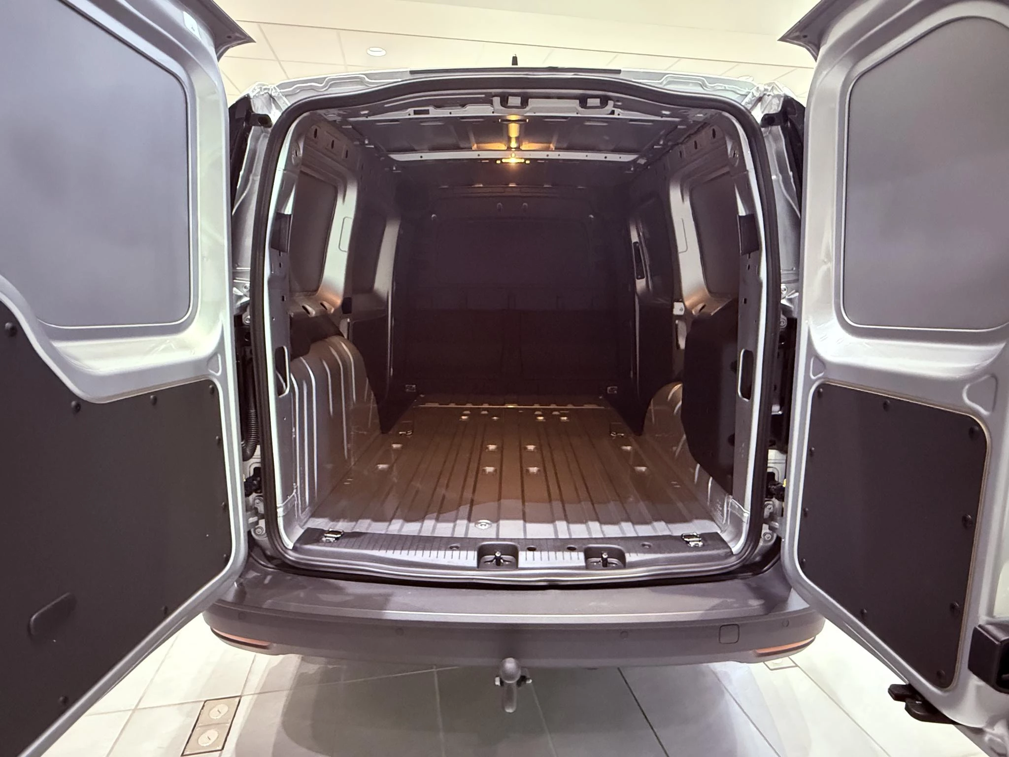 Ford-Transit Connect-image-5