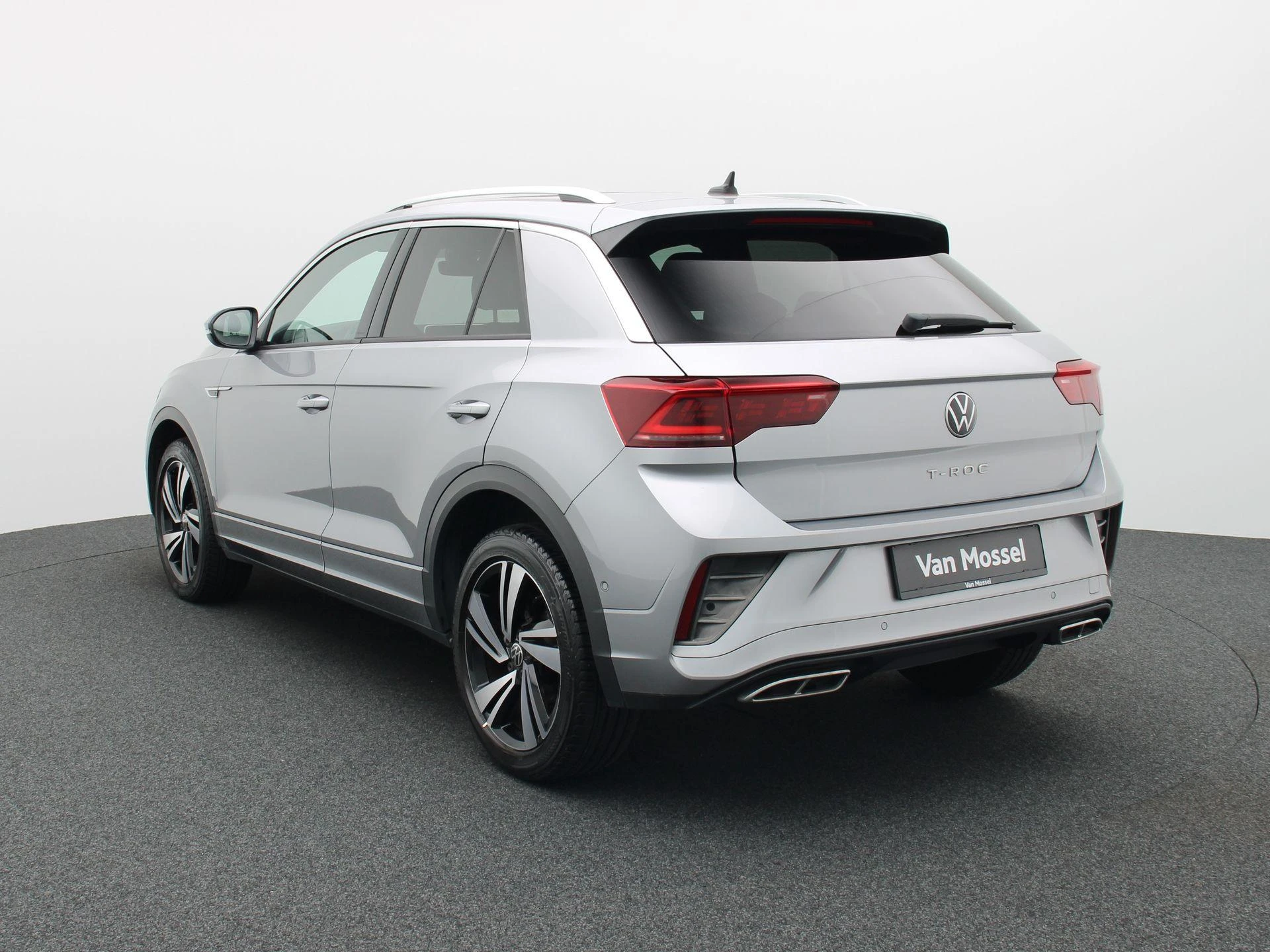Volkswagen-T-Roc-image-1